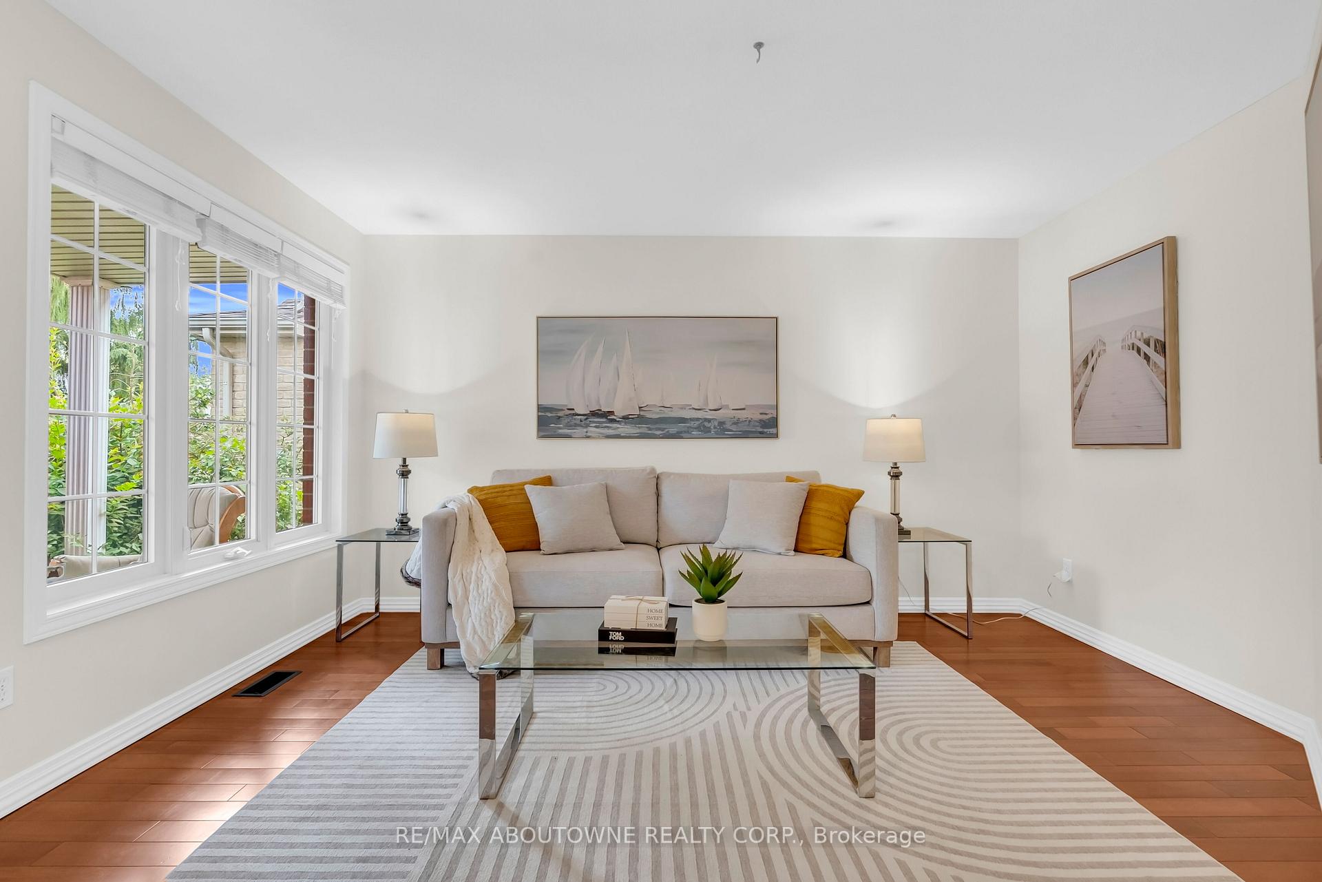 Photo 6 of 32 Jenson Boulevard, Guelph, Pineridge/Westminster Woods — HOMEH