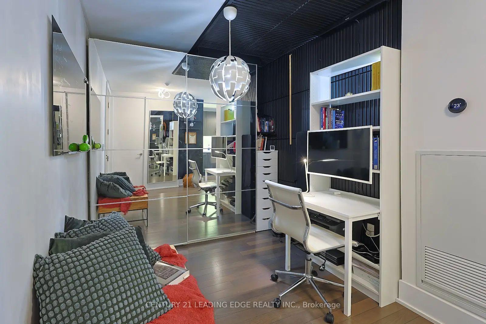 Photo 17 of Unit 1036, 39 Queens Quay E, Toronto, Waterfront Communities — HOMEH