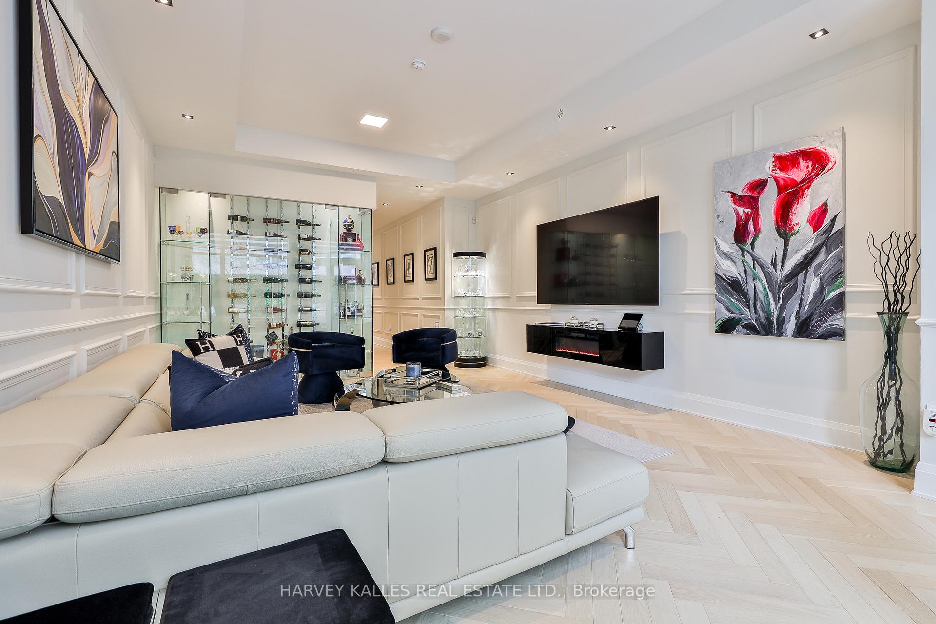 Photo 10 of 49 Foxbar Road, Toronto, Yonge-St. Clair — HOMEH