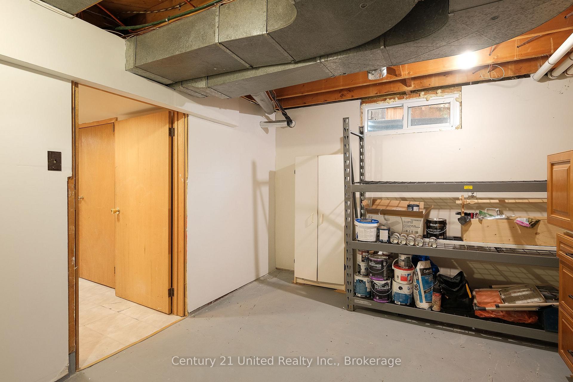 Photo 21 of 922 Webber Avenue, Peterborough, Otonabee Ward 1 — HOMEH