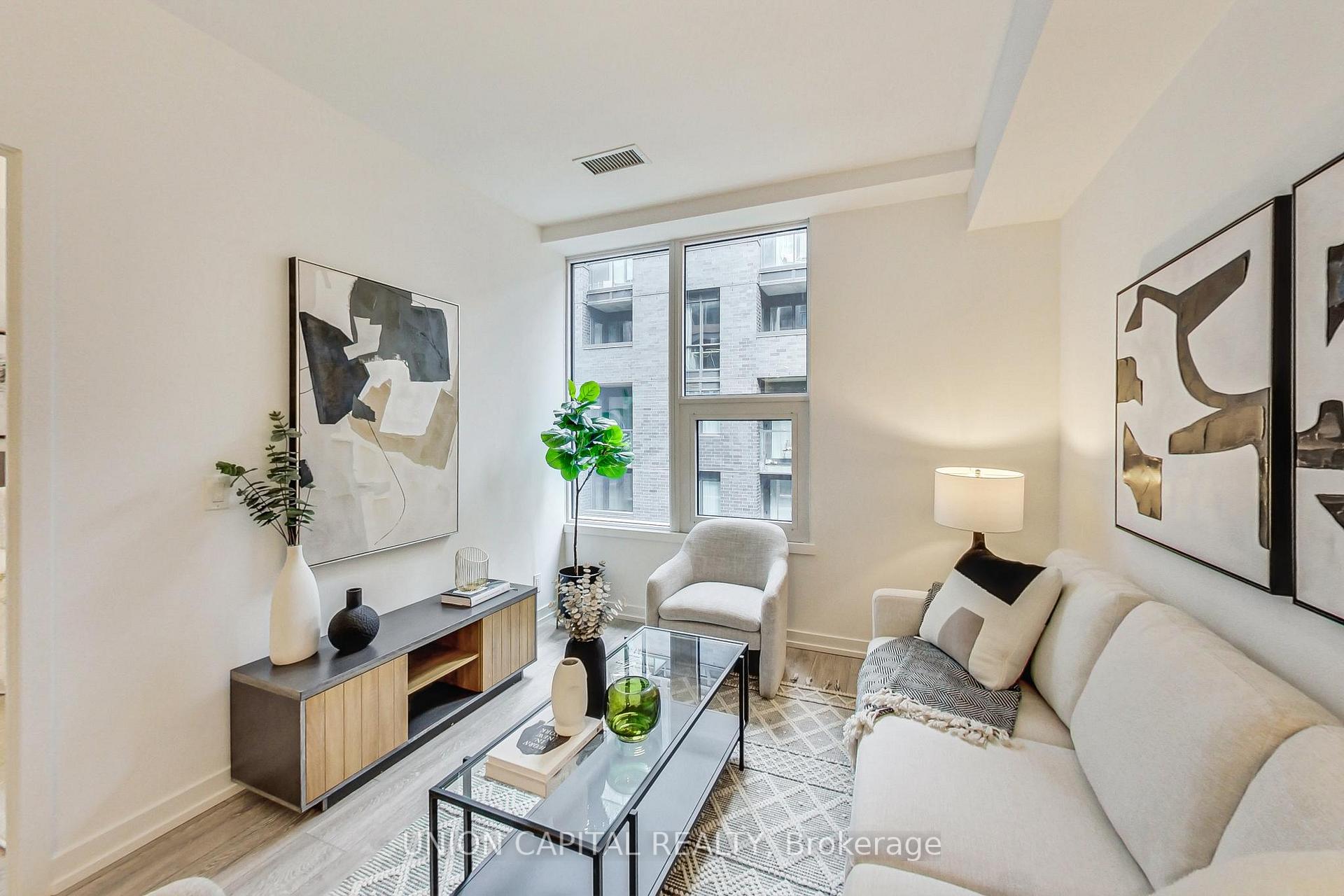 Photo 5 of Unit 611, 55 Mercer Street, Toronto, Waterfront Communities — HOMEH