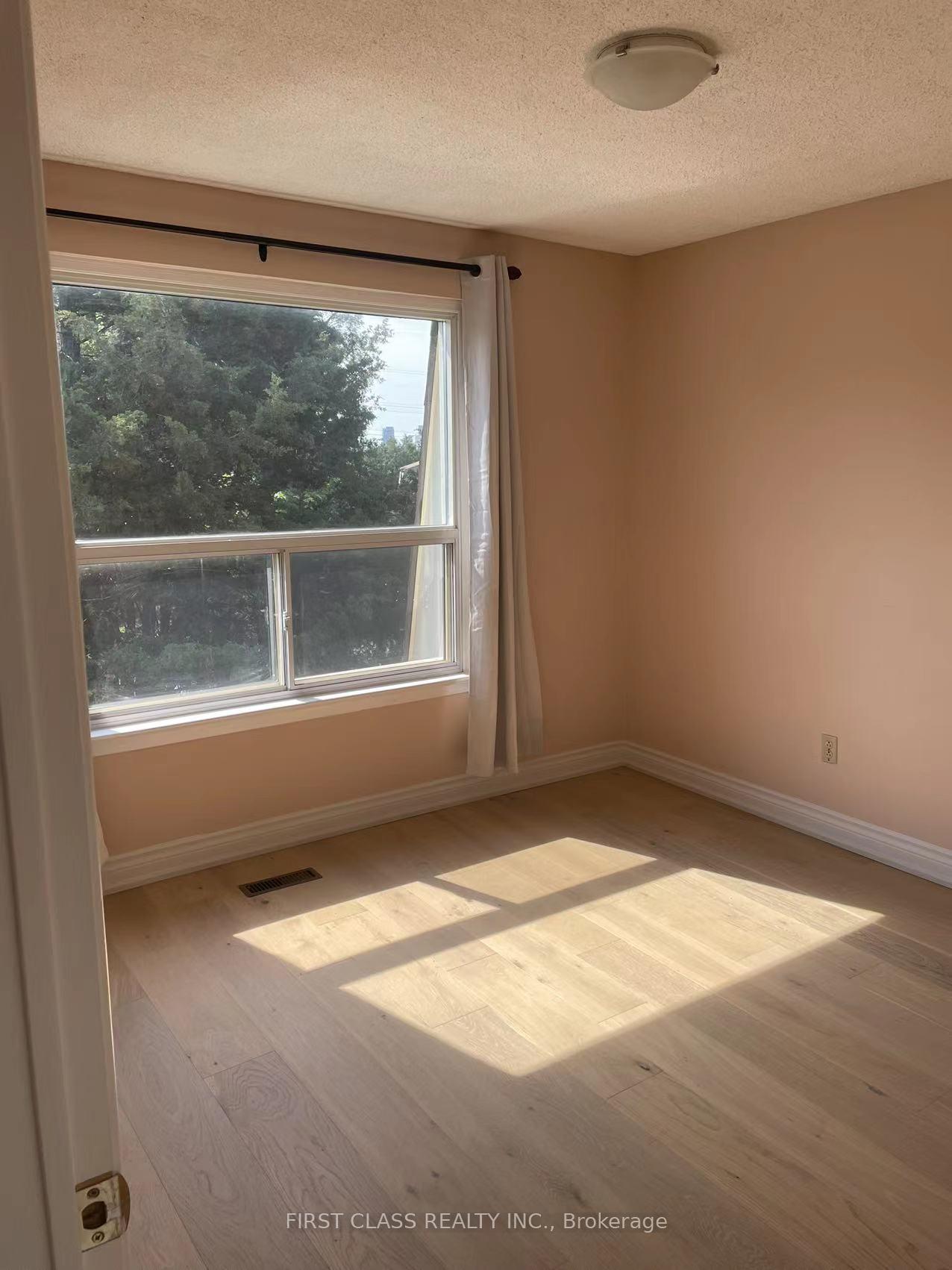 Photo 4 of Unit Upper, 280 Mcnicoll Avenue, North York, Hillcrest Village — HOMEH
