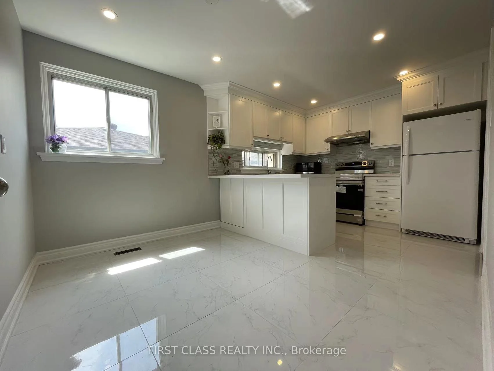 Photo 8 of Unit Upper, 280 Mcnicoll Avenue, North York, Hillcrest Village — HOMEH