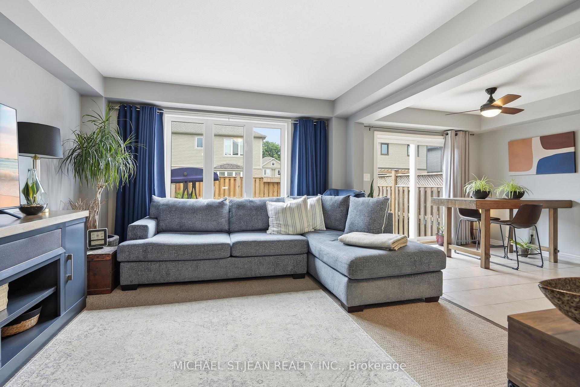 Photo 10 of 192 Winterberry Boulevard, Thorold, Confederation Heights — HOMEH