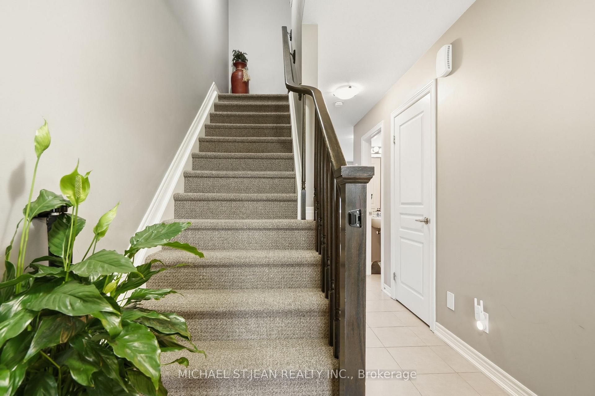 Photo 17 of 192 Winterberry Boulevard, Thorold, Confederation Heights — HOMEH