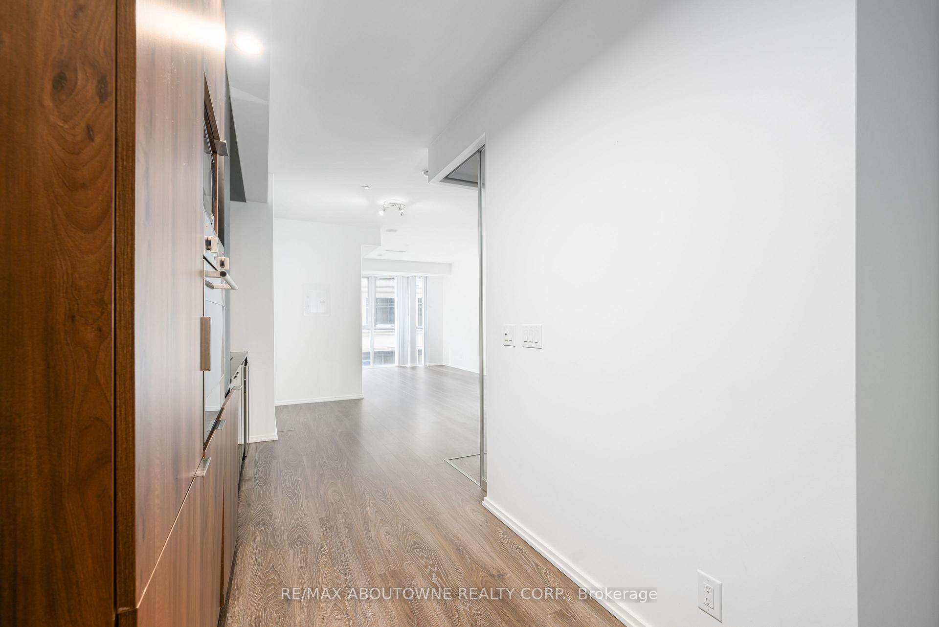Photo 5 of Unit 315, 70 Temperance Street, Toronto, Bay Street Corridor — HOMEH