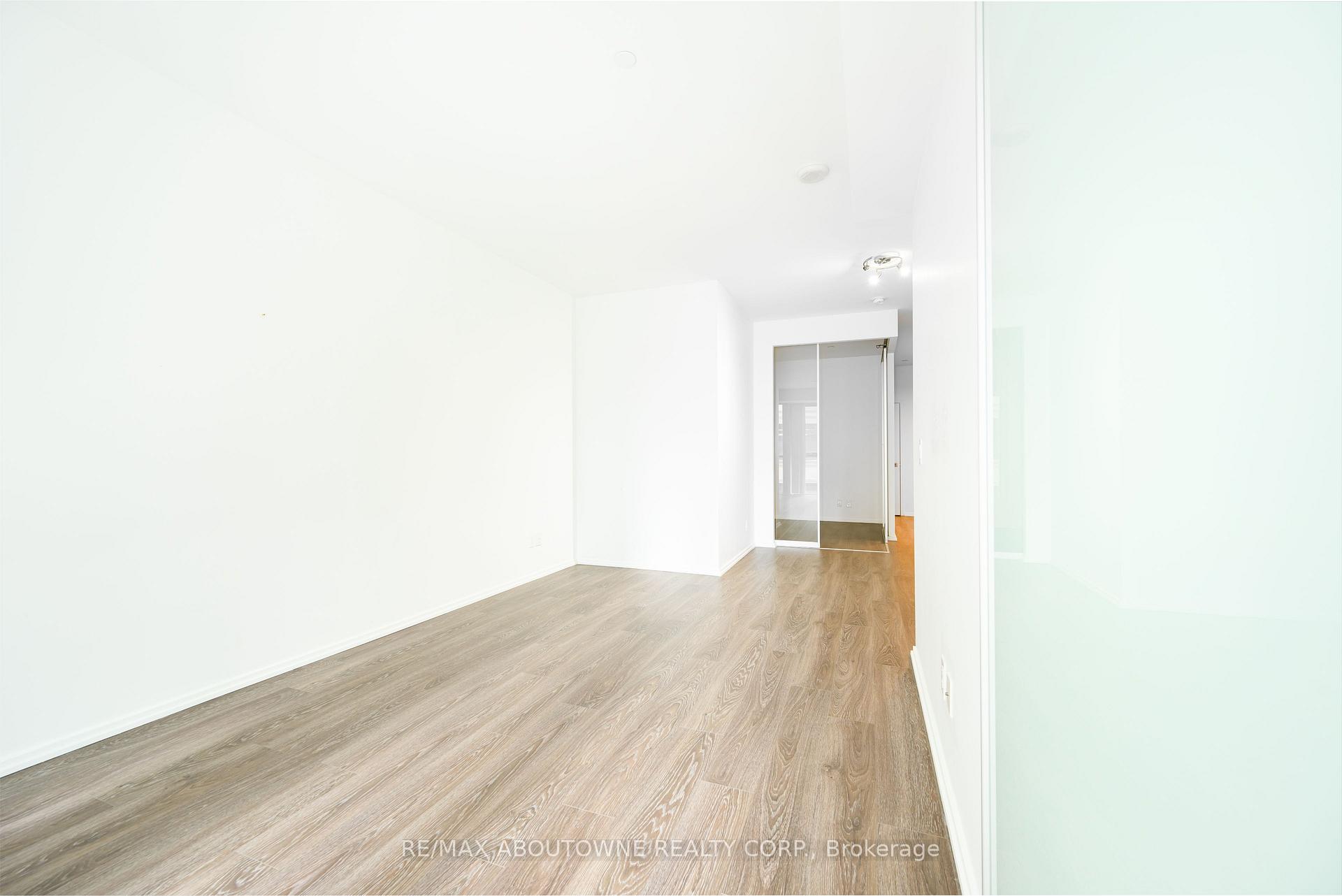 Photo 10 of Unit 315, 70 Temperance Street, Toronto, Bay Street Corridor — HOMEH