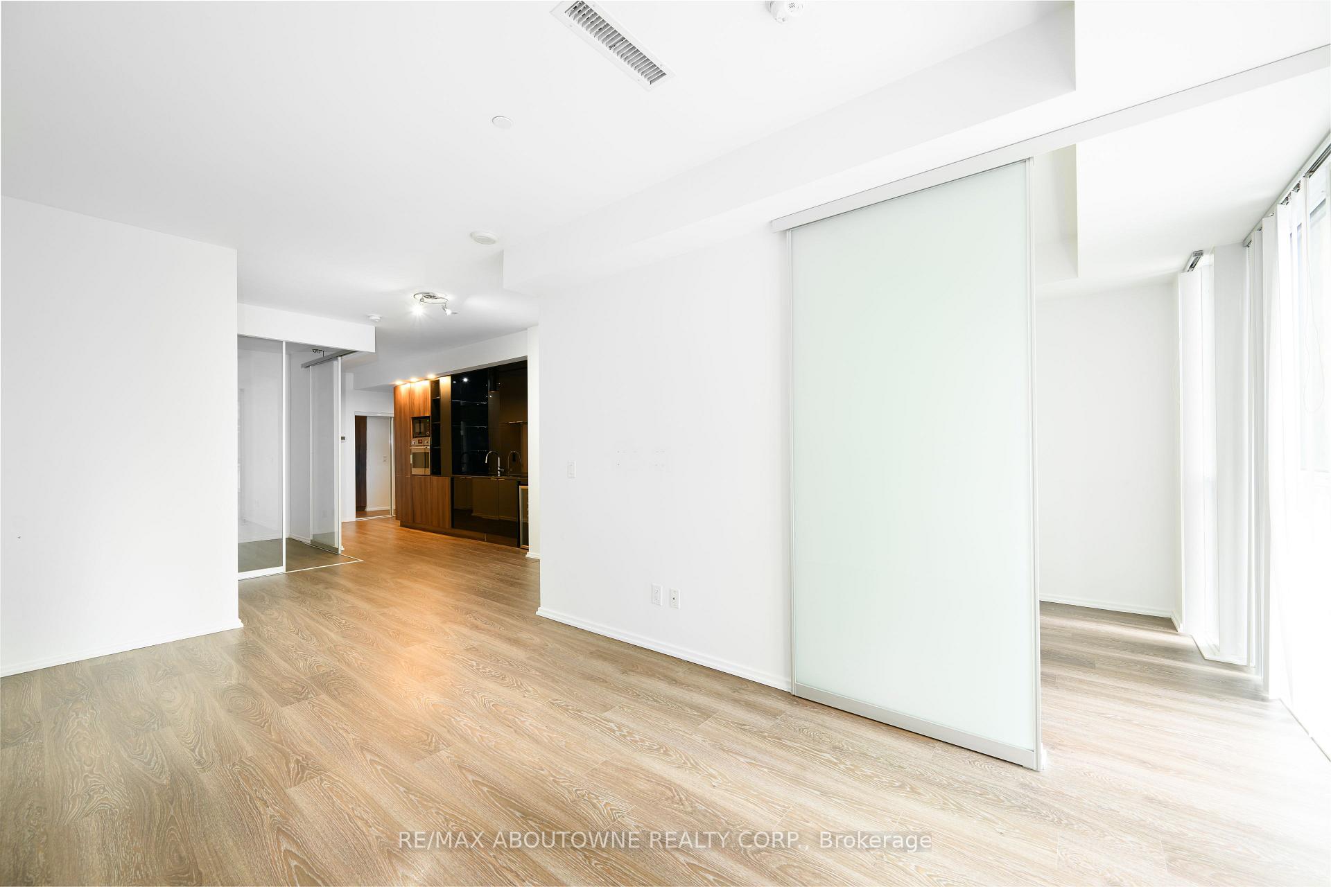 Photo 11 of Unit 315, 70 Temperance Street, Toronto, Bay Street Corridor — HOMEH