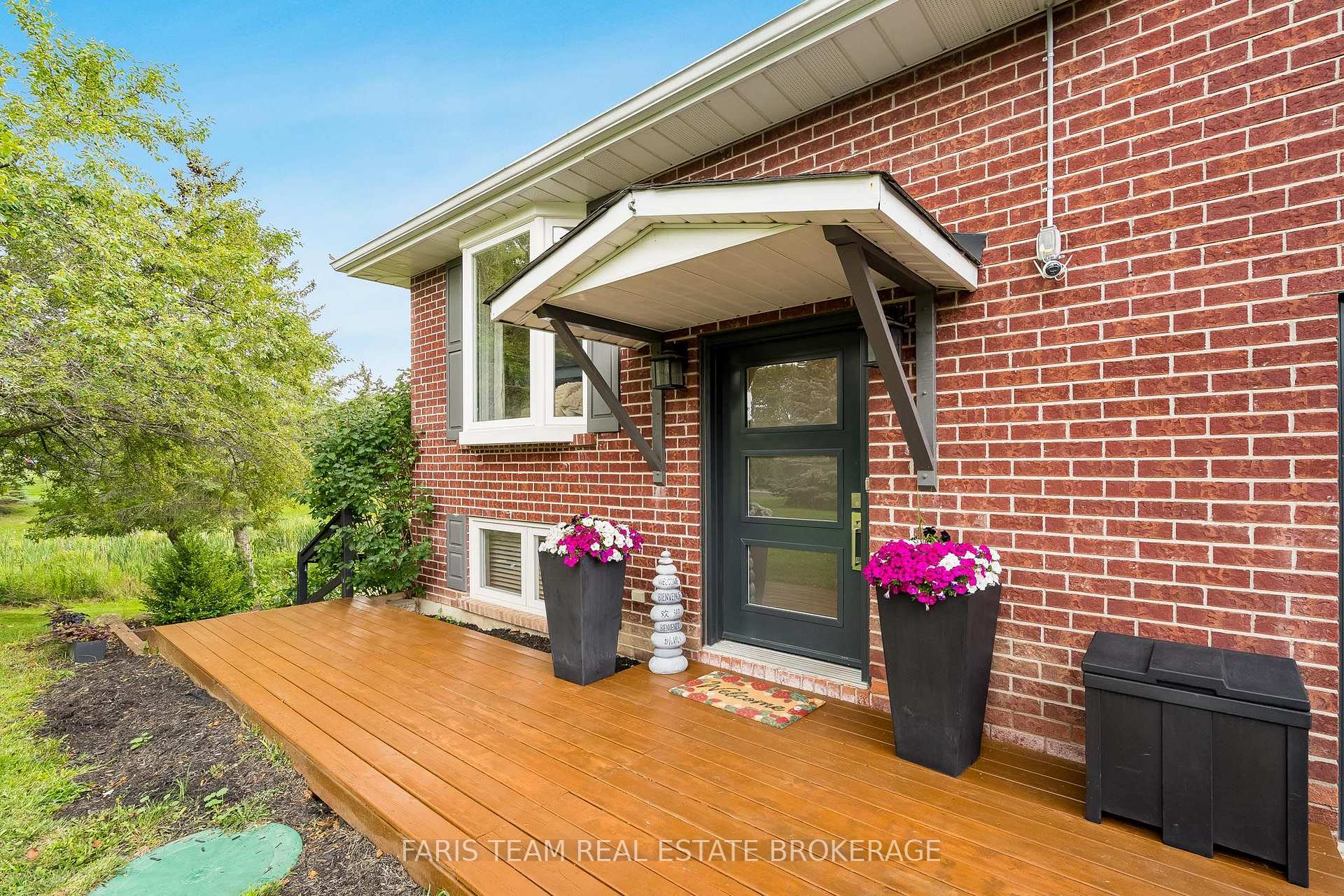 Photo 4 of 10 Catherine Street, Adjala-Tosorontio, Loretto — HOMEH