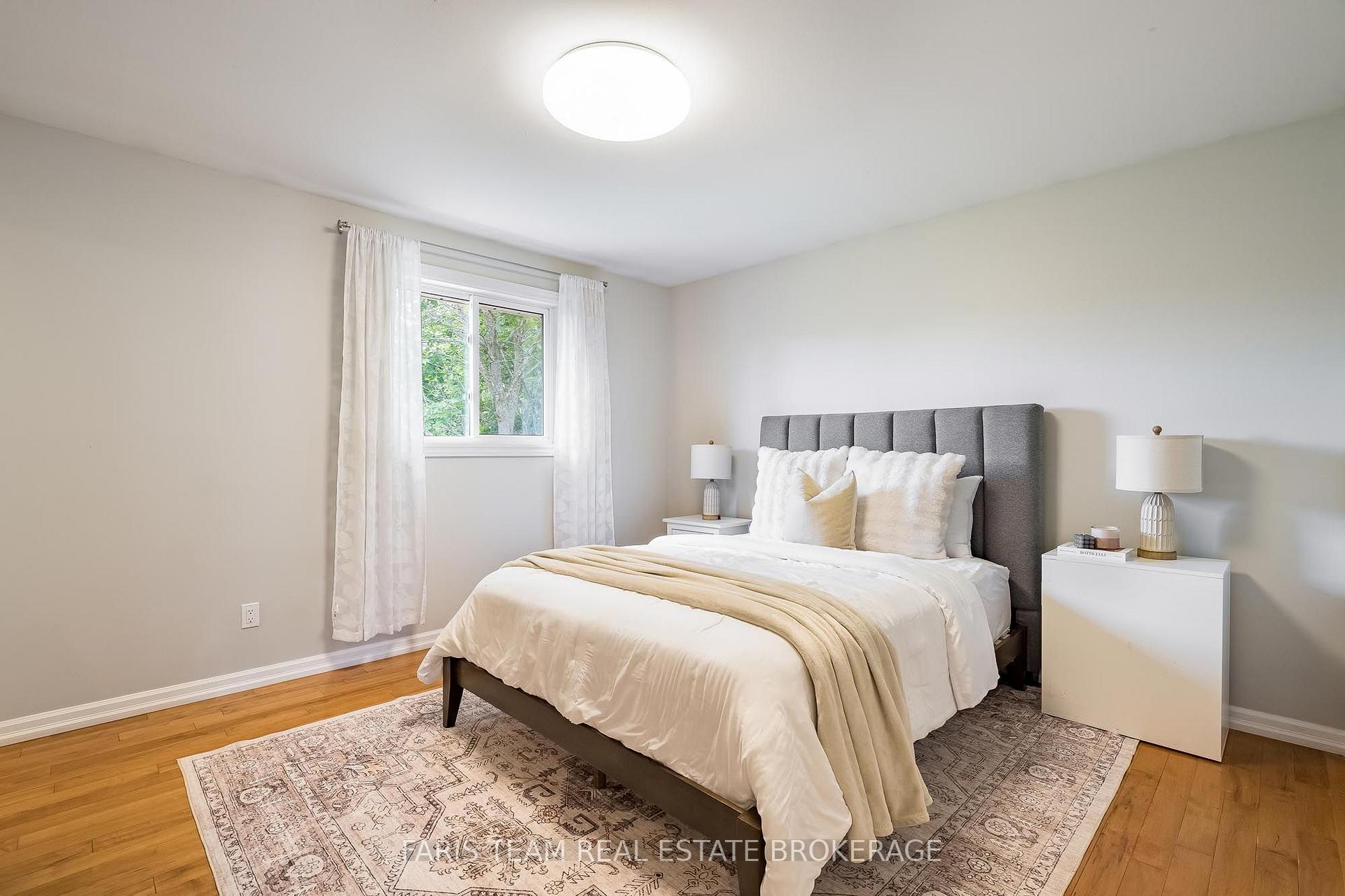 Photo 16 of 10 Catherine Street, Adjala-Tosorontio, Loretto — HOMEH
