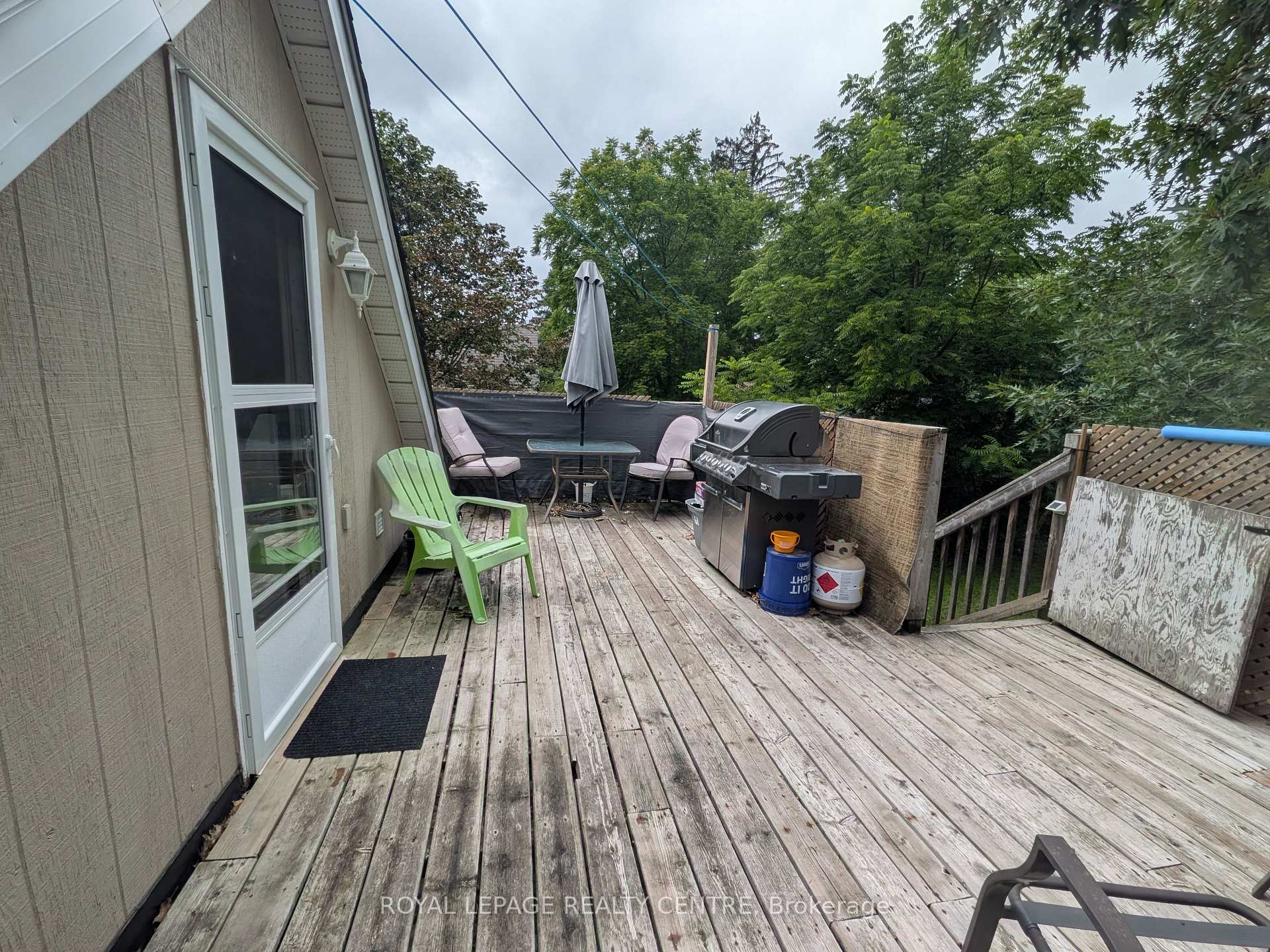Photo 12 of 10 Dufferin Street, Barrie, Sanford — HOMEH
