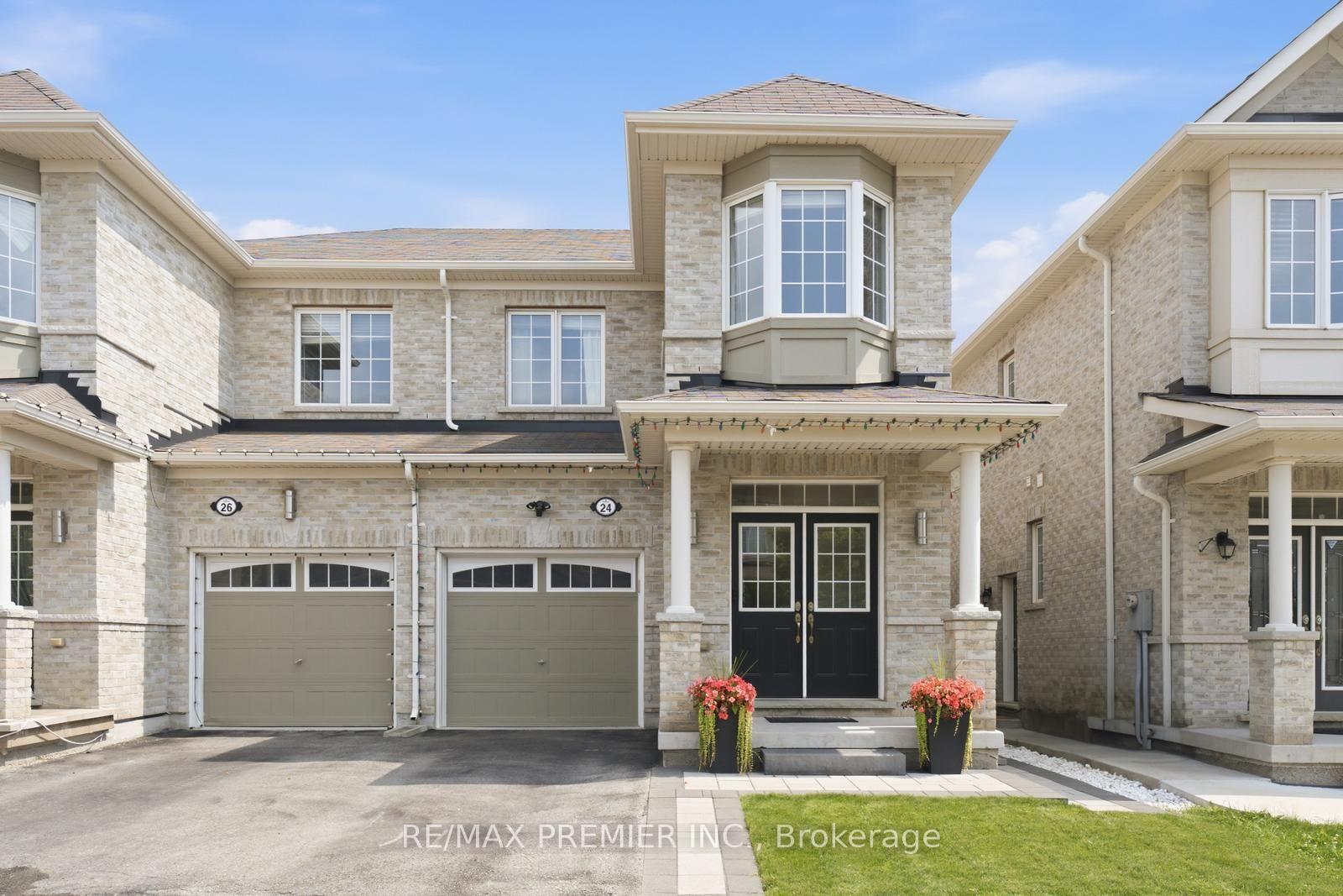 Photo 1 of 24 Zanetta Crescent, Brampton, Credit Valley — HOMEH