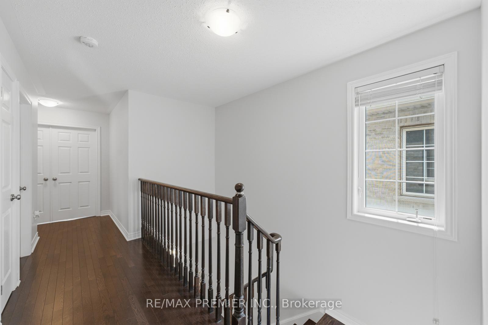 Photo 20 of 24 Zanetta Crescent, Brampton, Credit Valley — HOMEH