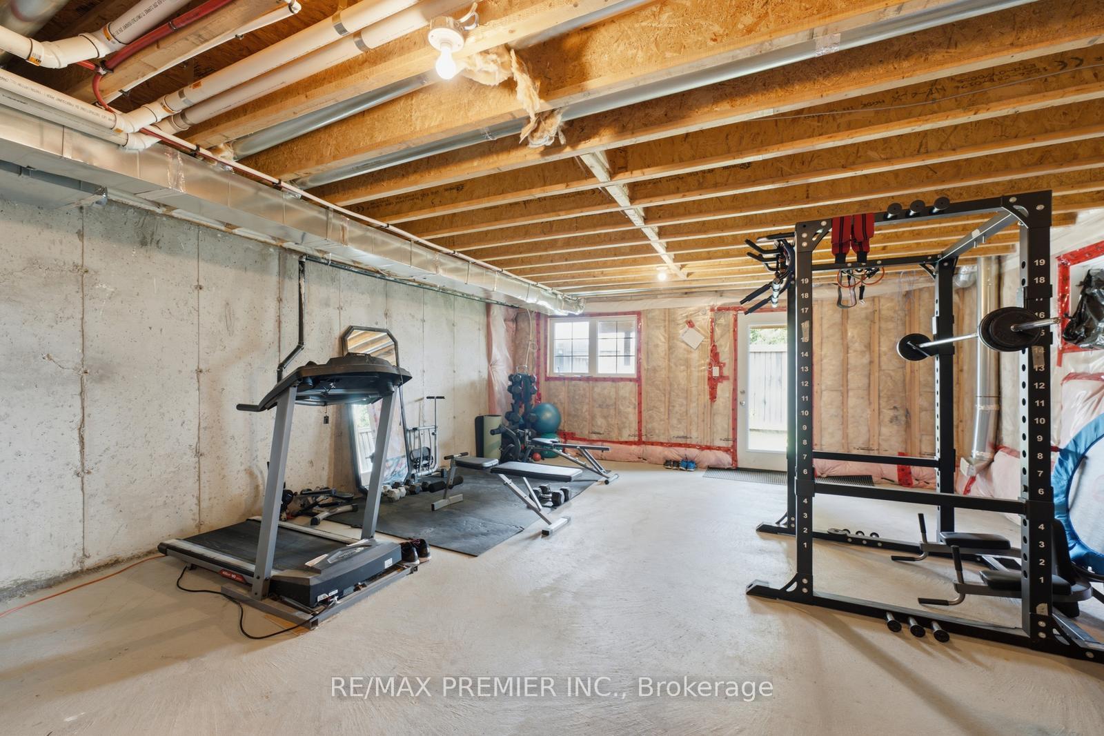 Photo 28 of 24 Zanetta Crescent, Brampton, Credit Valley — HOMEH