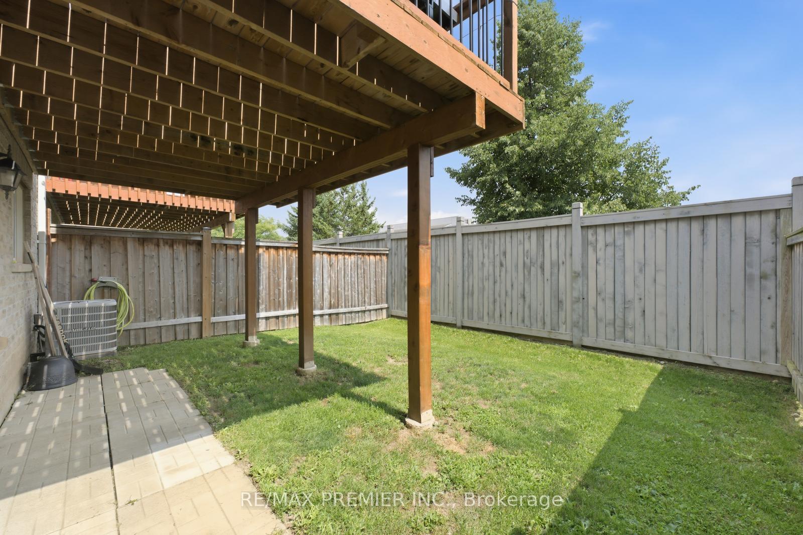 Photo 30 of 24 Zanetta Crescent, Brampton, Credit Valley — HOMEH