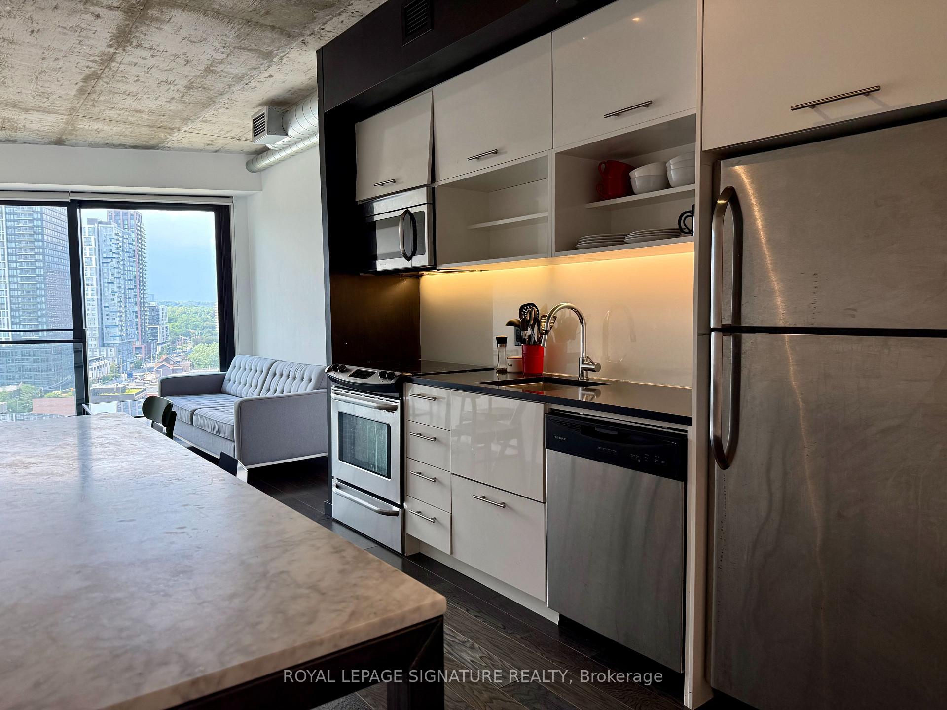Photo 4 of Unit 1402, 51 Trolley Crescent, Toronto, Moss Park — HOMEH