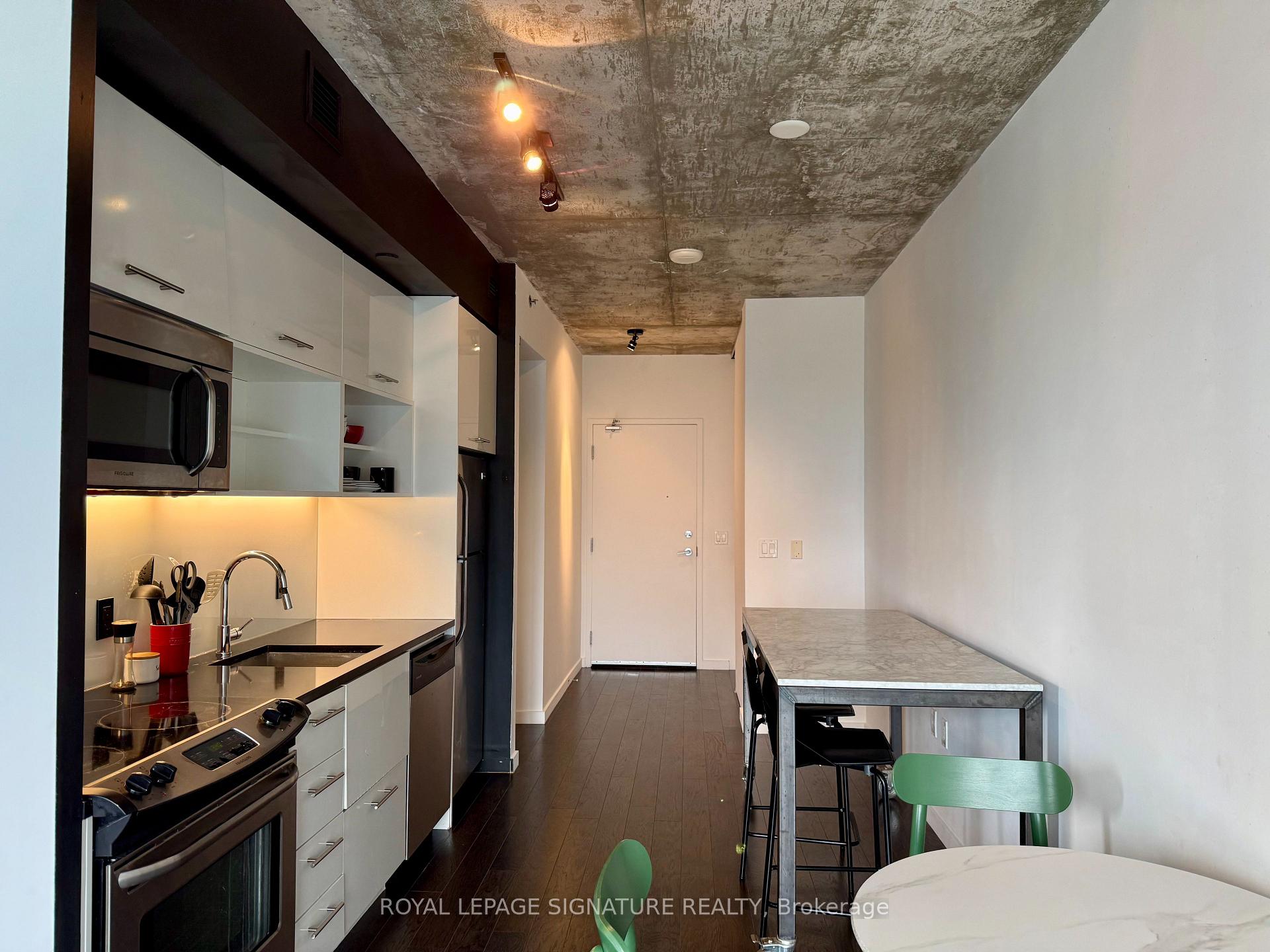 Photo 7 of Unit 1402, 51 Trolley Crescent, Toronto, Moss Park — HOMEH