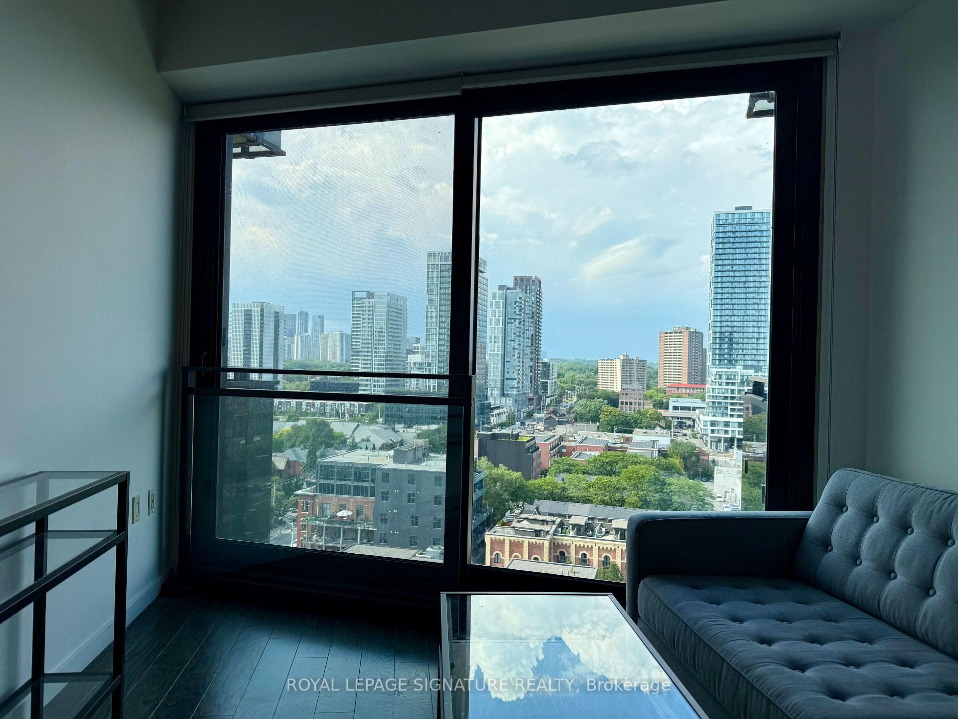 Photo 10 of Unit 1402, 51 Trolley Crescent, Toronto, Moss Park — HOMEH