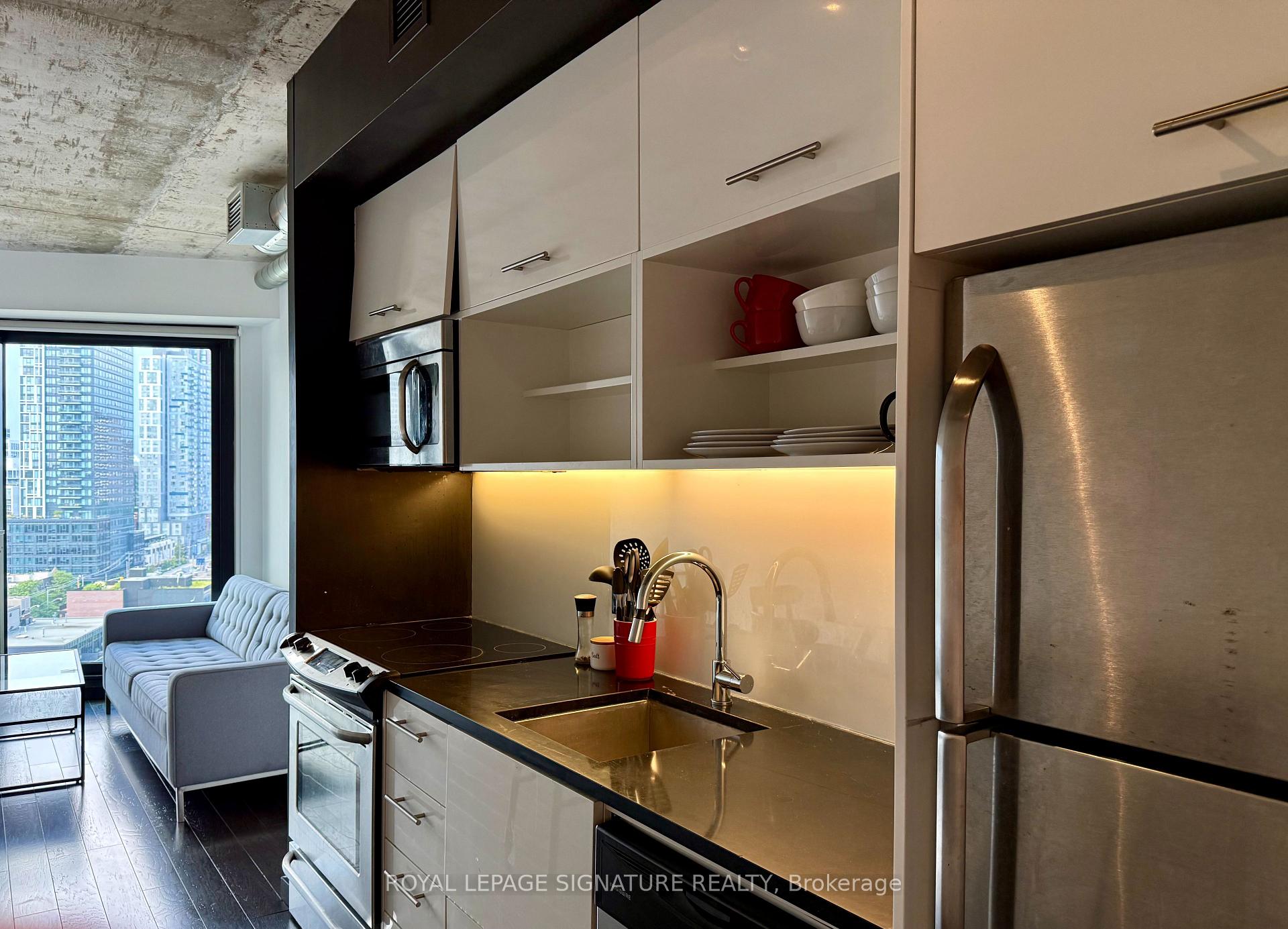 Photo 17 of Unit 1402, 51 Trolley Crescent, Toronto, Moss Park — HOMEH