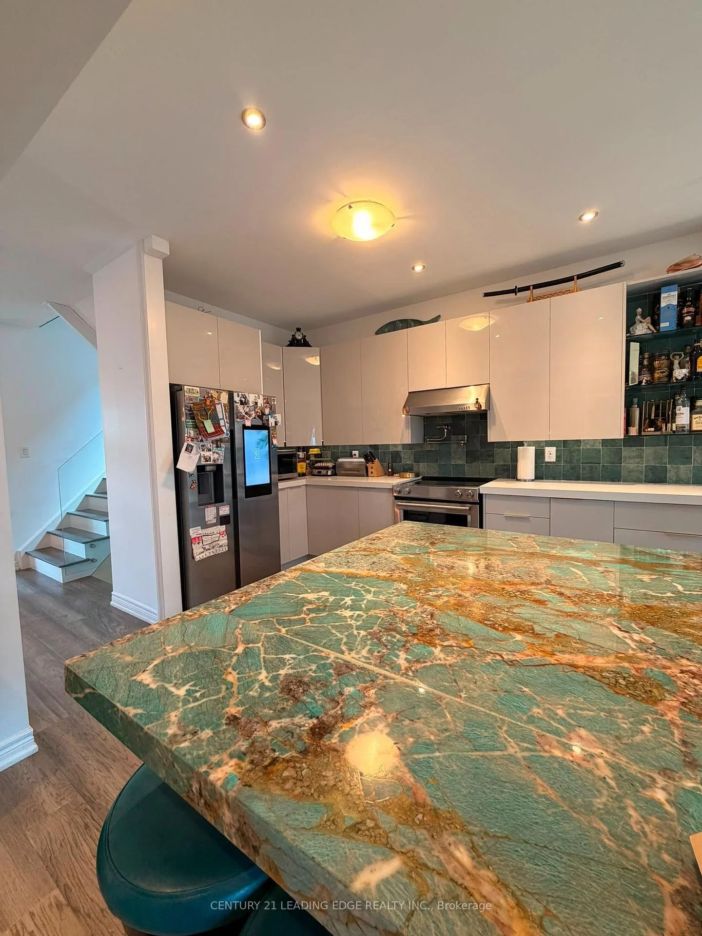 Photo 10 of 28 Asner Avenue, Vaughan, Patterson — HOMEH