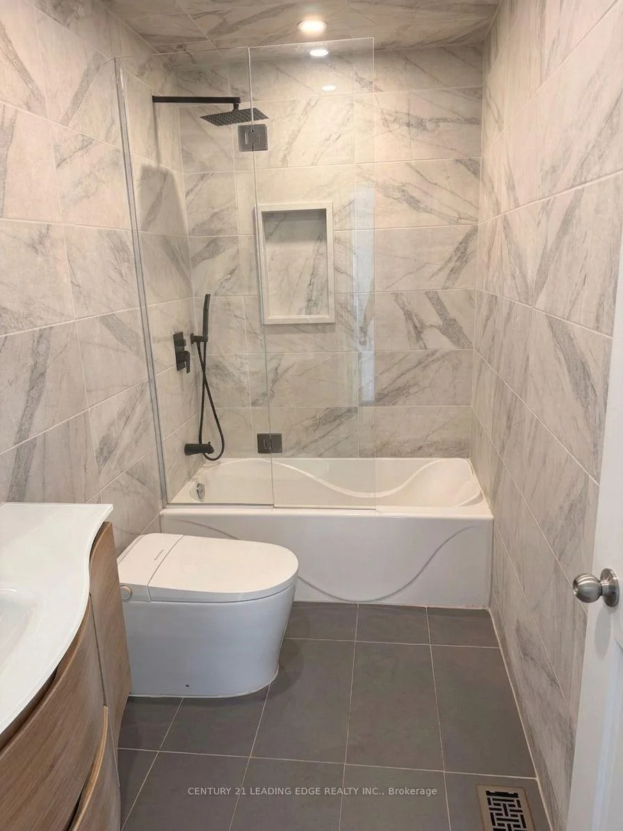 Photo 18 of 28 Asner Avenue, Vaughan, Patterson — HOMEH