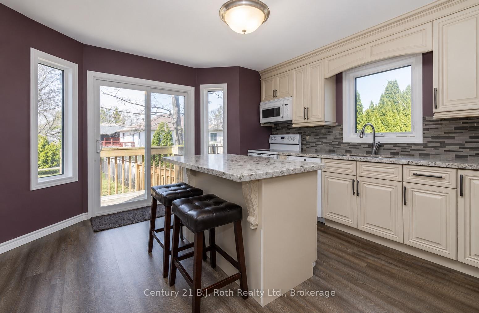 Photo 7 of 116 Dyer Drive, Wasaga Beach — HOMEH