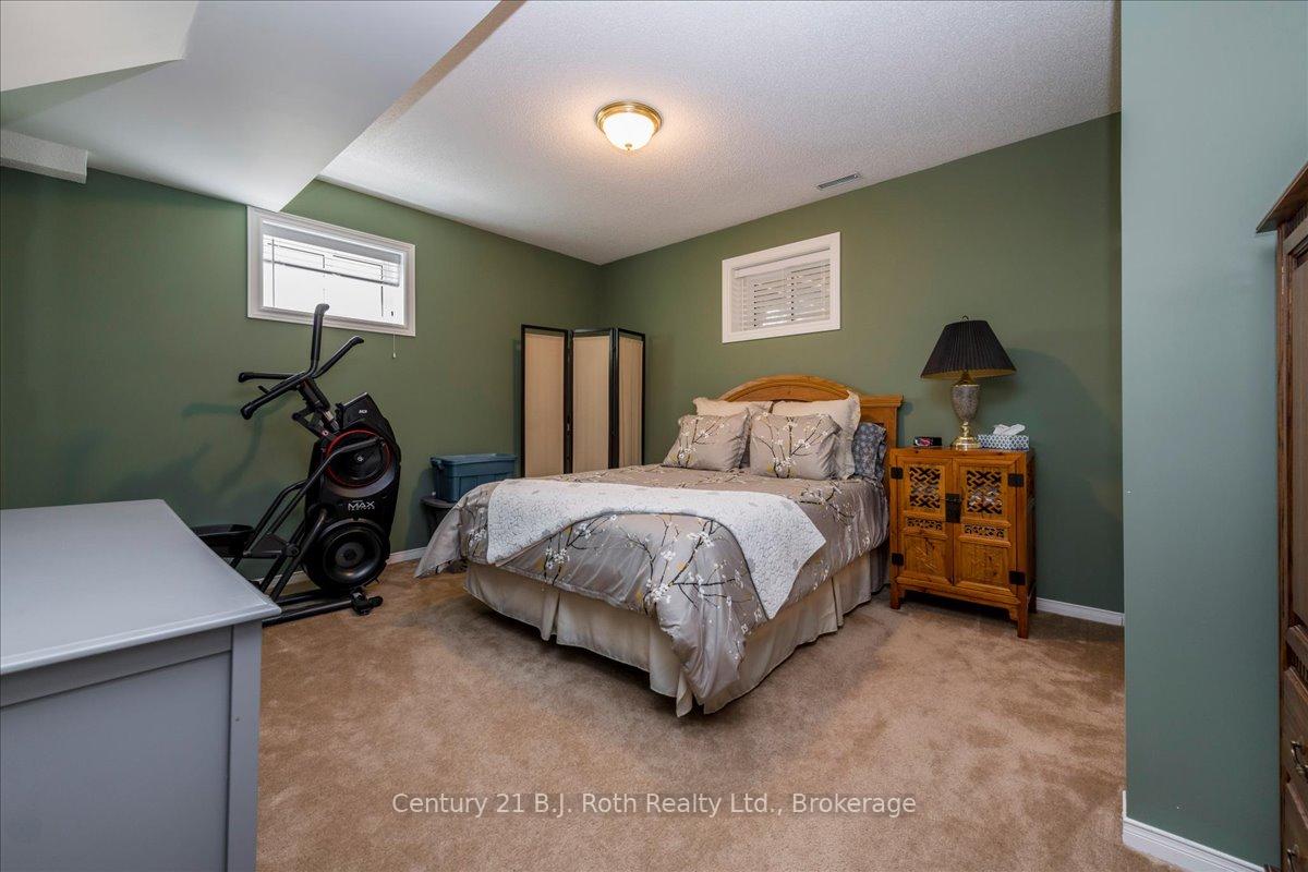 Photo 17 of 116 Dyer Drive, Wasaga Beach — HOMEH