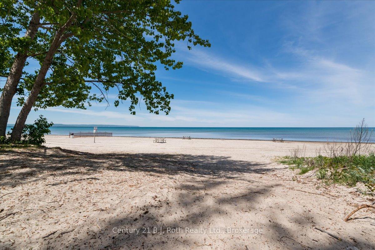 Photo 34 of 116 Dyer Drive, Wasaga Beach — HOMEH