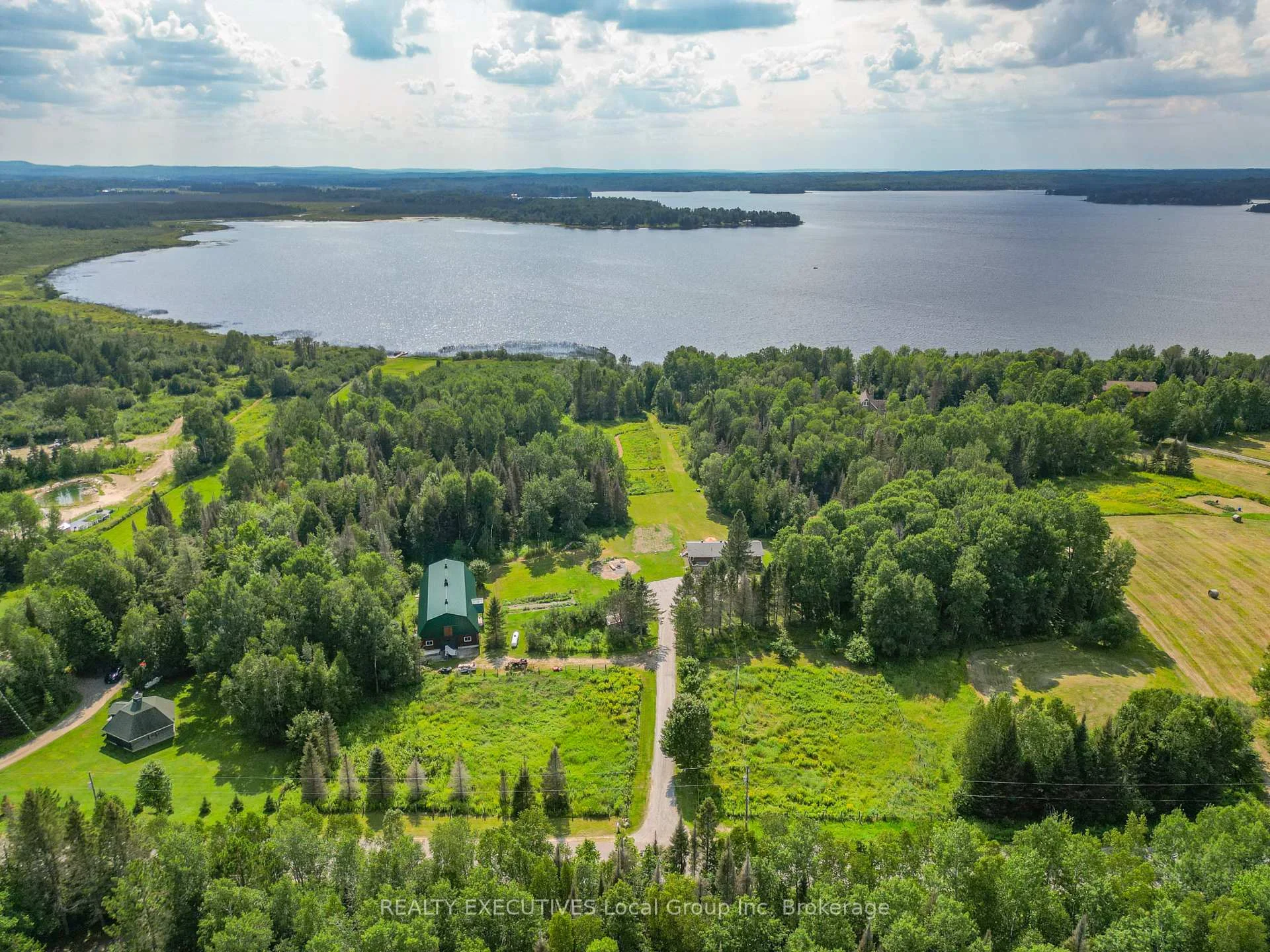 Photo of 575 Golf Course Road