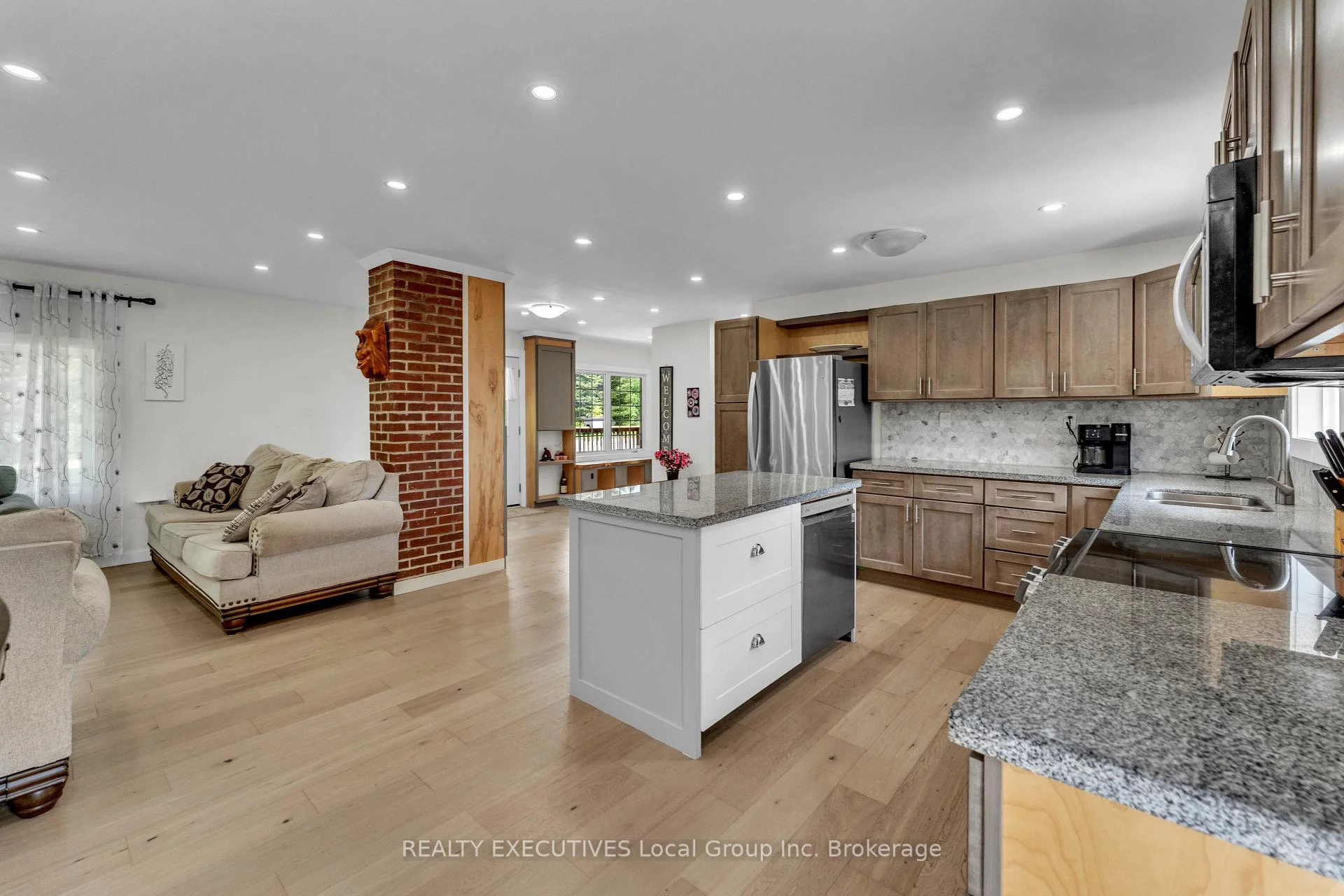 Photo 57 of 575 Golf Course Road, Chisholm — HOMEH