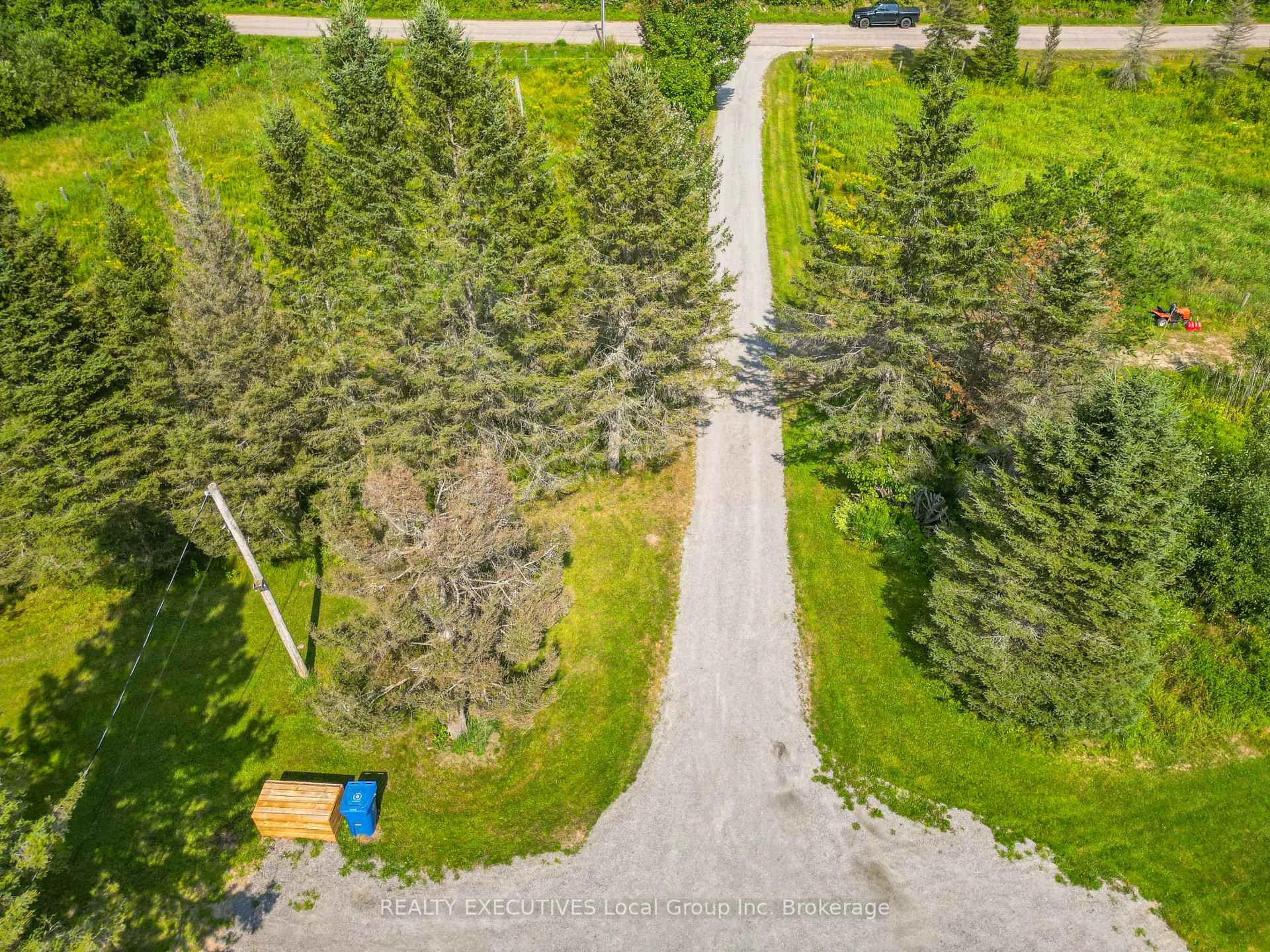Photo 98 of 575 Golf Course Road, Chisholm — HOMEH