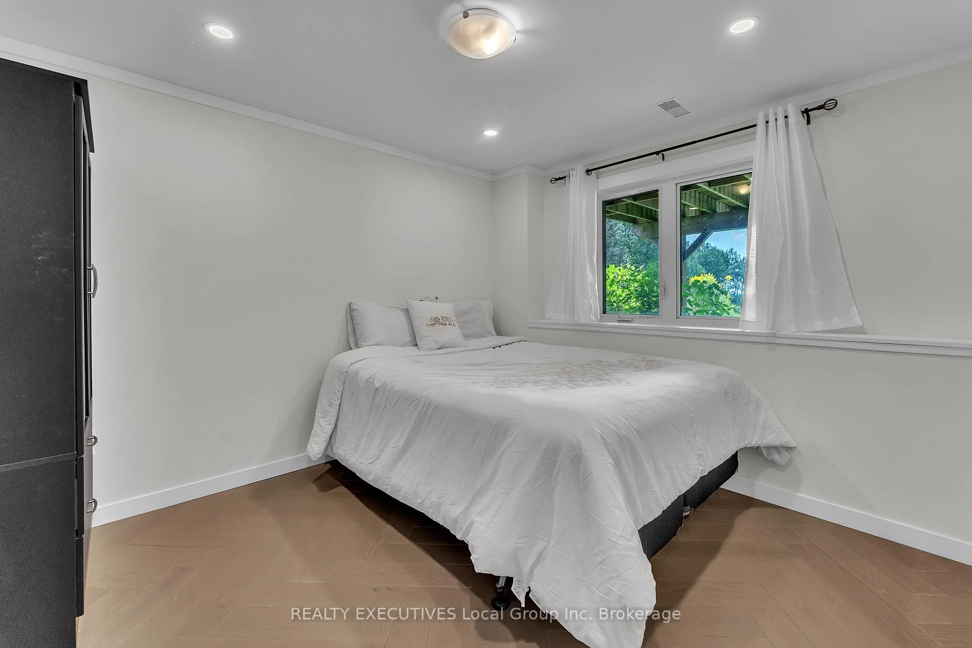 Photo 100 of 575 Golf Course Road, Chisholm — HOMEH