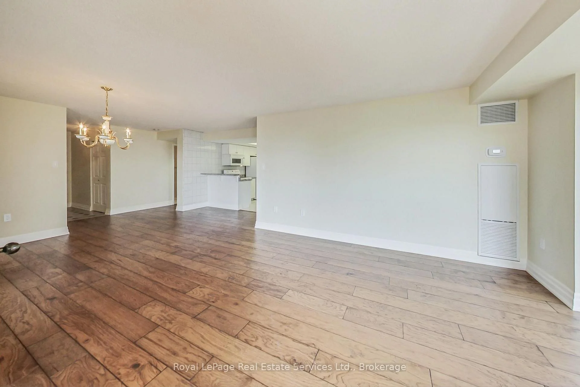 Photo 8 of Unit 705, 1201 North Shore Boulevard E, Burlington, Brant — HOMEH