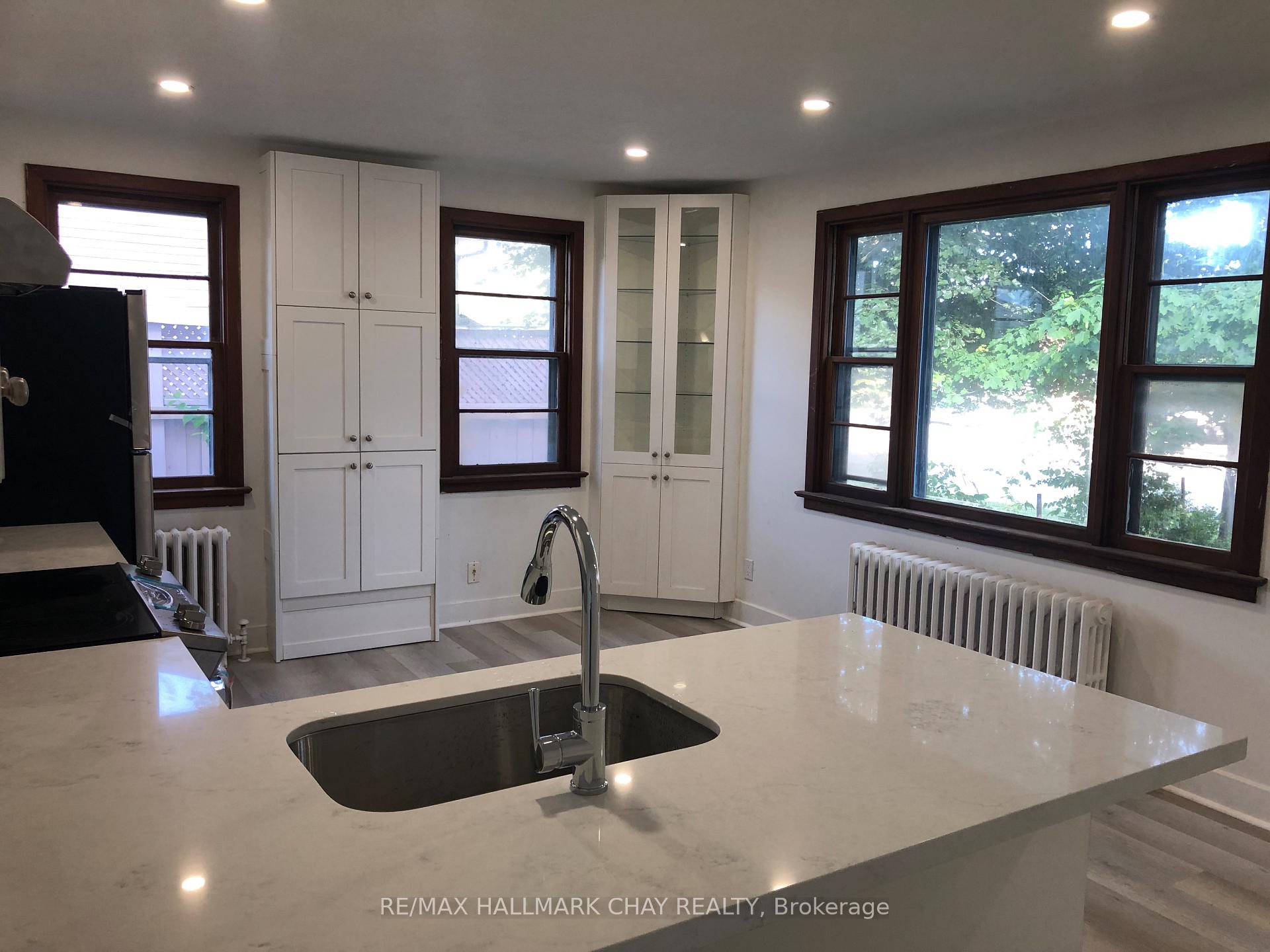 Photo 1 of 34 Cundles Road E, Barrie, Cundles East — HOMEH
