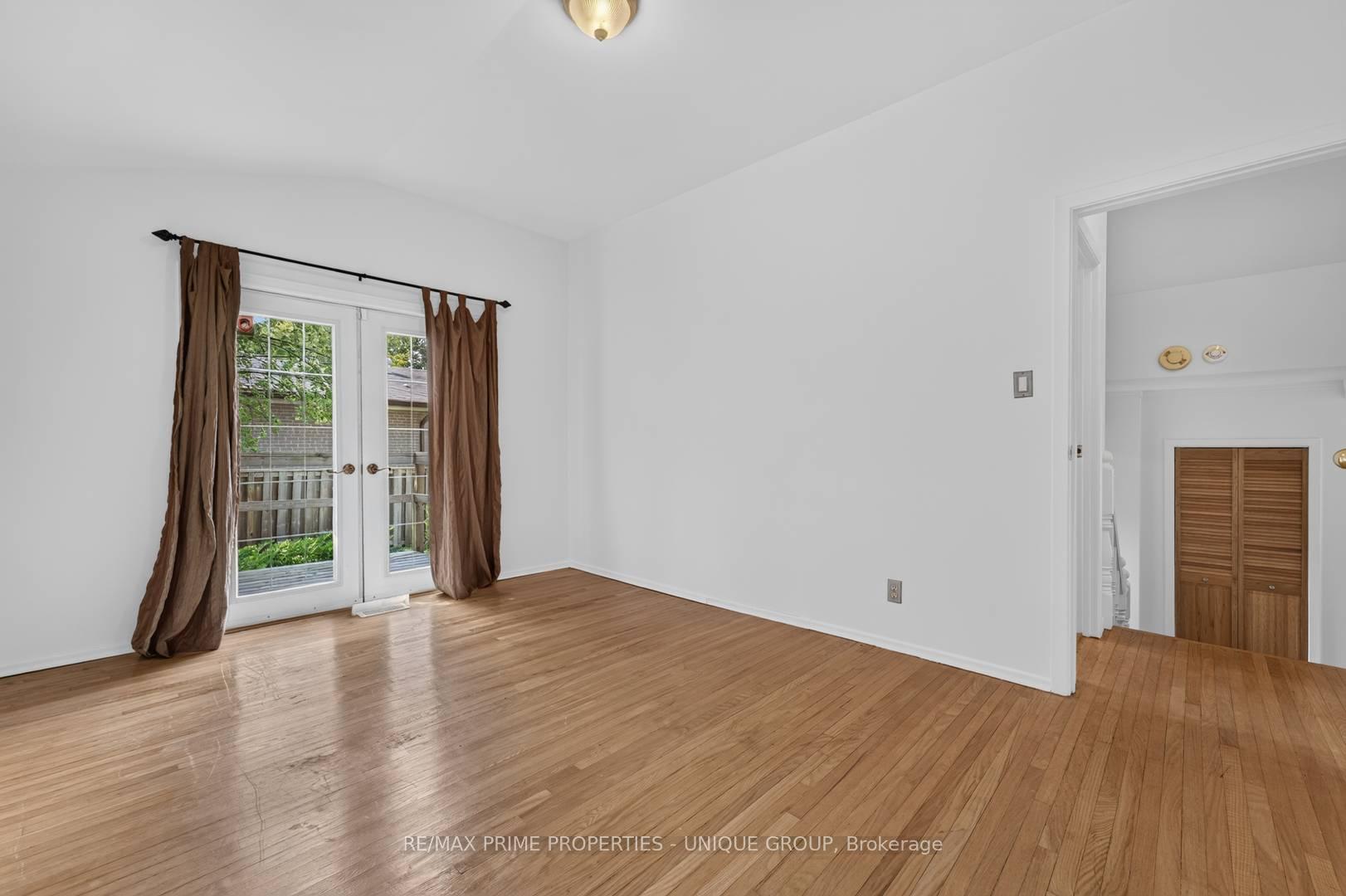 Photo 21 of 36 Dallington Drive, North York, Don Valley Village — HOMEH