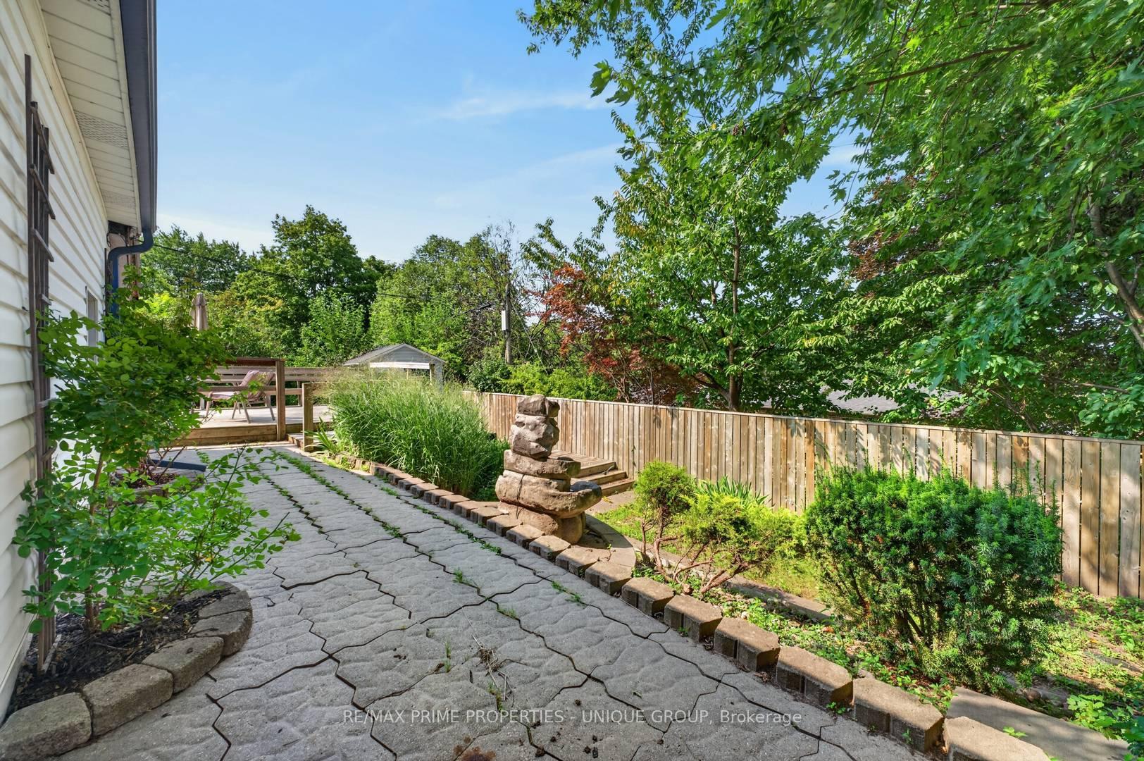 Photo 30 of 36 Dallington Drive, North York, Don Valley Village — HOMEH