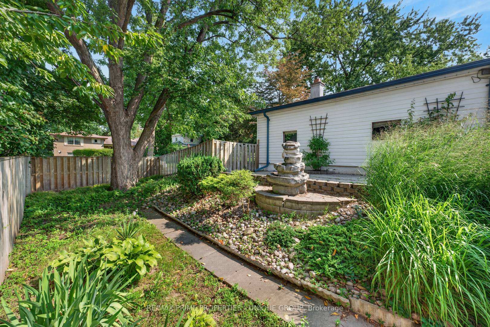 Photo 38 of 36 Dallington Drive, North York, Don Valley Village — HOMEH