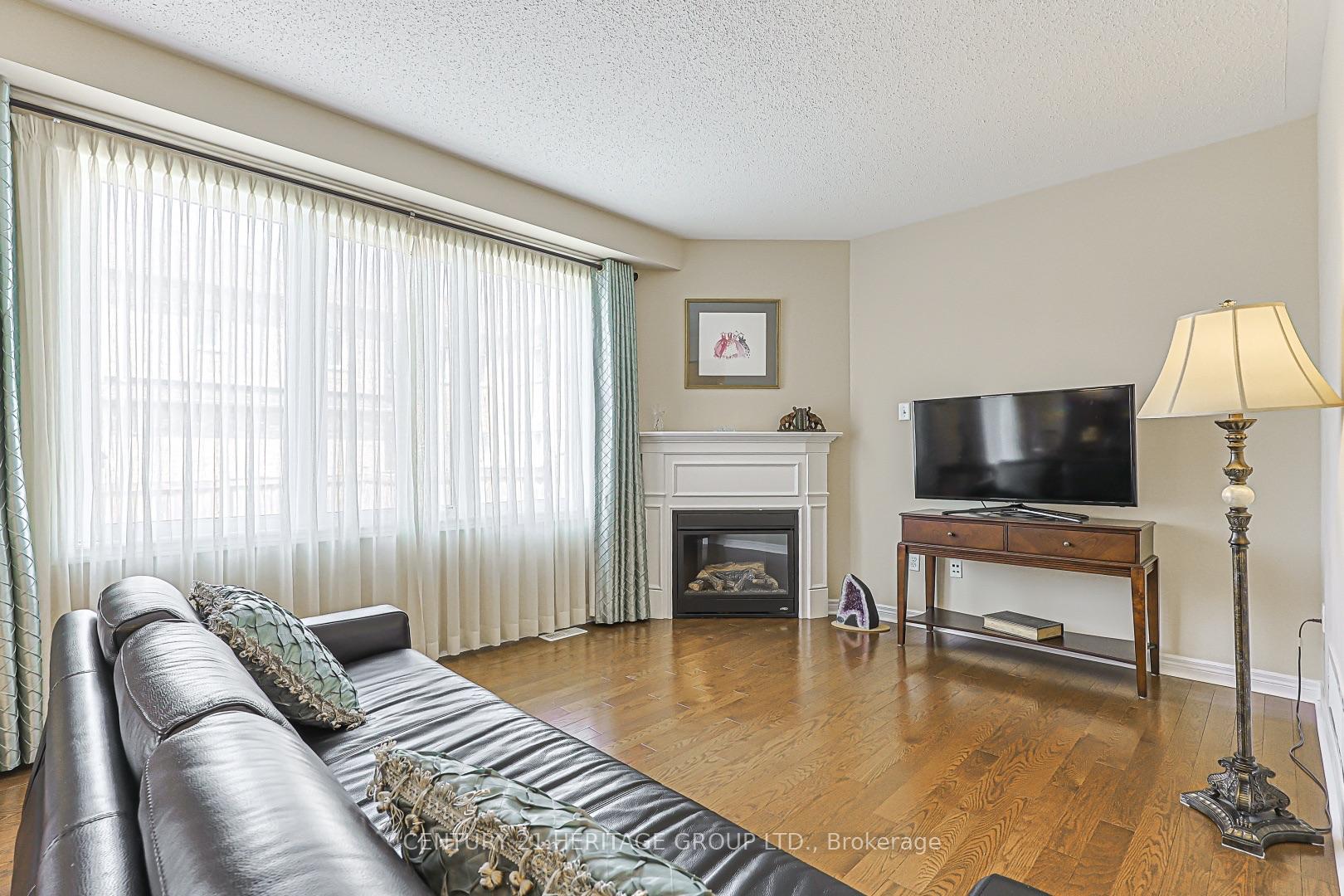 Photo 10 of 273 Alfred Paterson Drive, Markham, Greensborough — HOMEH