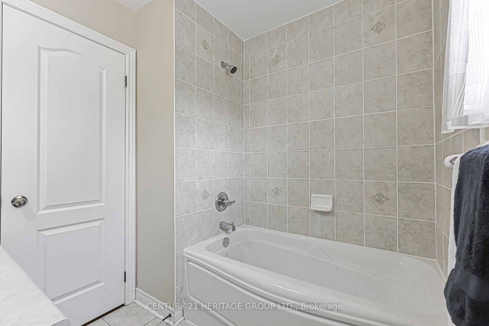 Photo 36 of 273 Alfred Paterson Drive, Markham, Greensborough — HOMEH