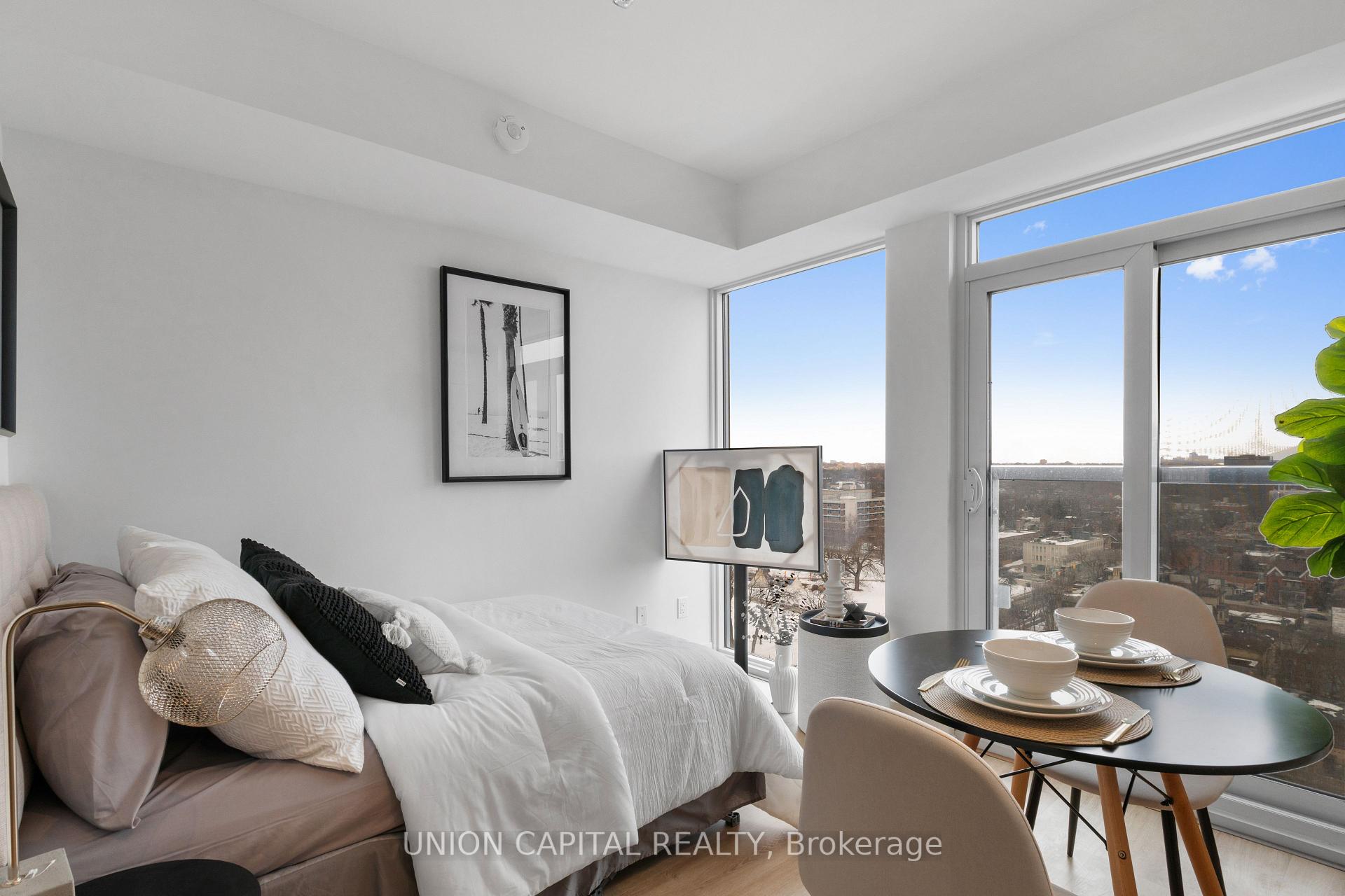 Photo 4 of Unit 1612, 319 Jarvis Street, Toronto, Moss Park — HOMEH