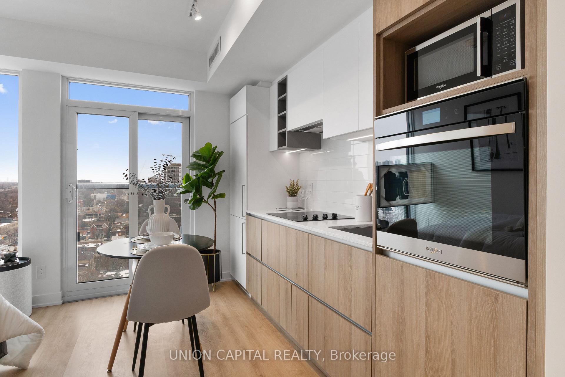 Photo 5 of Unit 1612, 319 Jarvis Street, Toronto, Moss Park — HOMEH