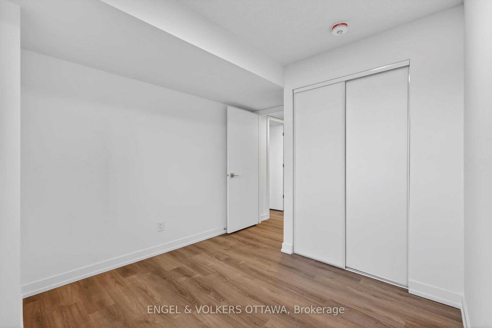 Photo 25 of 114 Stardust Private, Ottawa, Leitrim — HOMEH
