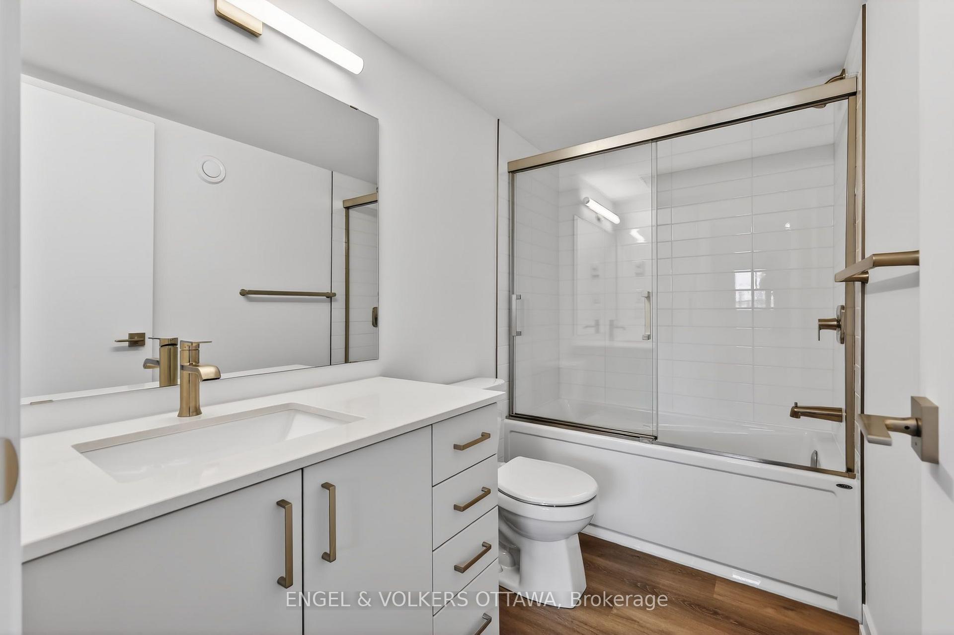 Photo 29 of 114 Stardust Private, Ottawa, Leitrim — HOMEH
