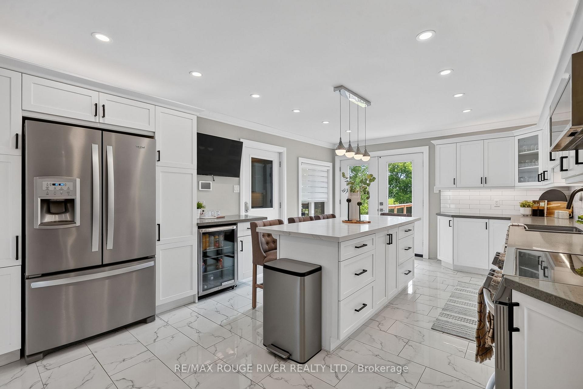 Photo 9 of 708 Mount Horeb Road, Kawartha Lakes, Manvers — HOMEH