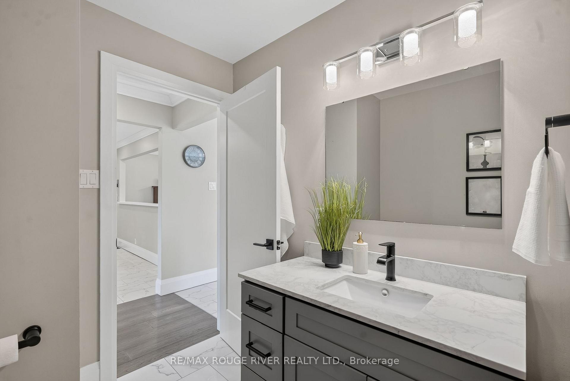 Photo 13 of 708 Mount Horeb Road, Kawartha Lakes, Manvers — HOMEH