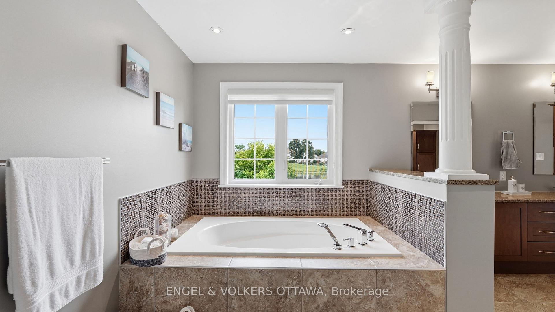 Photo 20 of 191 Cheyenne Way, Ottawa, Barrhaven - Stonebridge — HOMEH