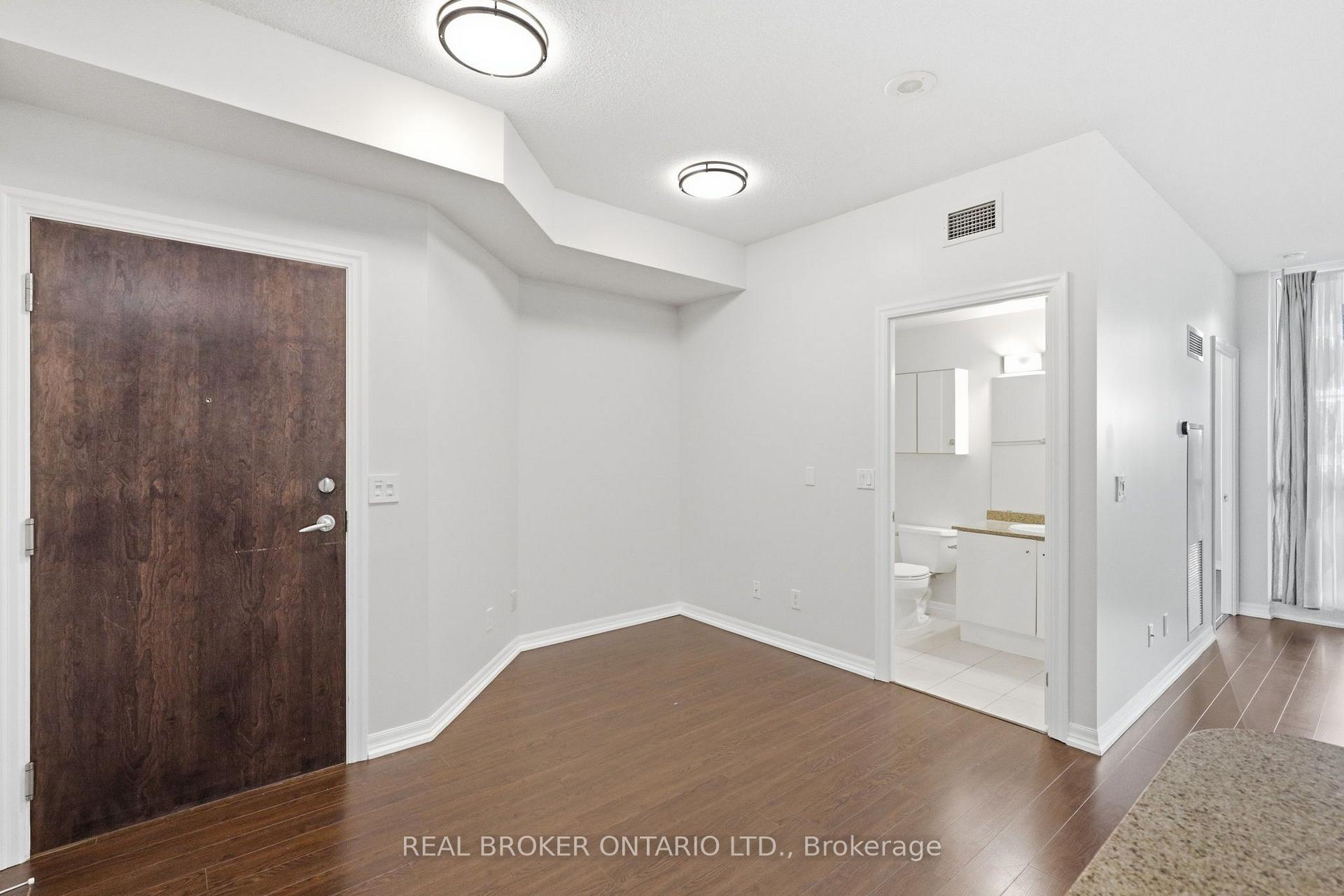 Photo 15 of Unit 415, 12 Yonge Street, Toronto, Waterfront Communities — HOMEH