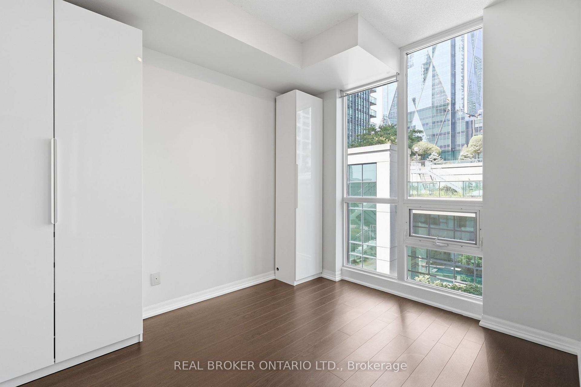 Photo 20 of Unit 415, 12 Yonge Street, Toronto, Waterfront Communities — HOMEH