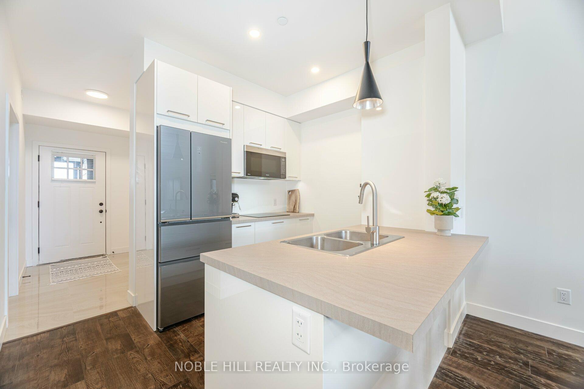 Photo 5 of Unit 403, 16 Beckwith Lane, Blue Mountains — HOMEH
