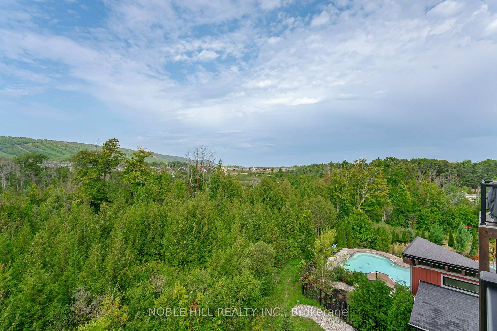 Photo 19 of Unit 403, 16 Beckwith Lane, Blue Mountains — HOMEH